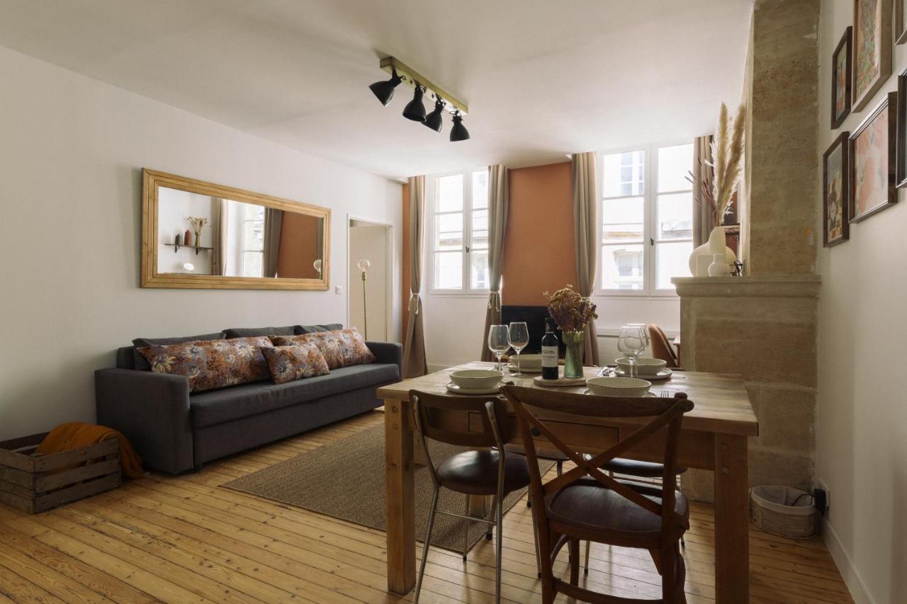 By Homy Apartment *