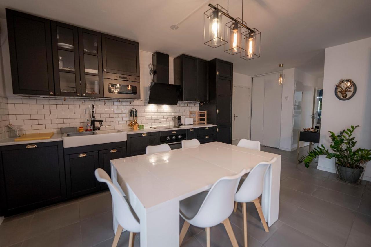 Spacious Near The * Bordeaux
