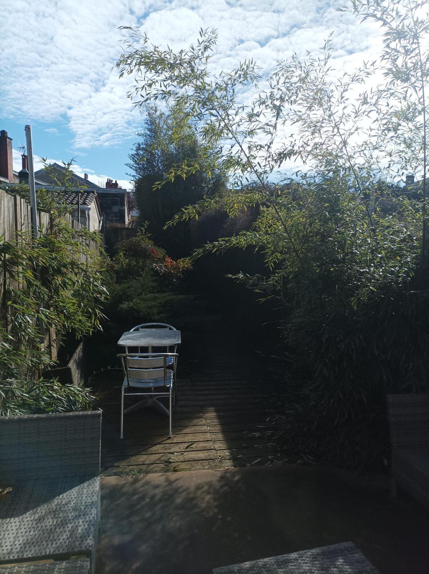 Maison Spacieuse Avec Jardin Et Garage