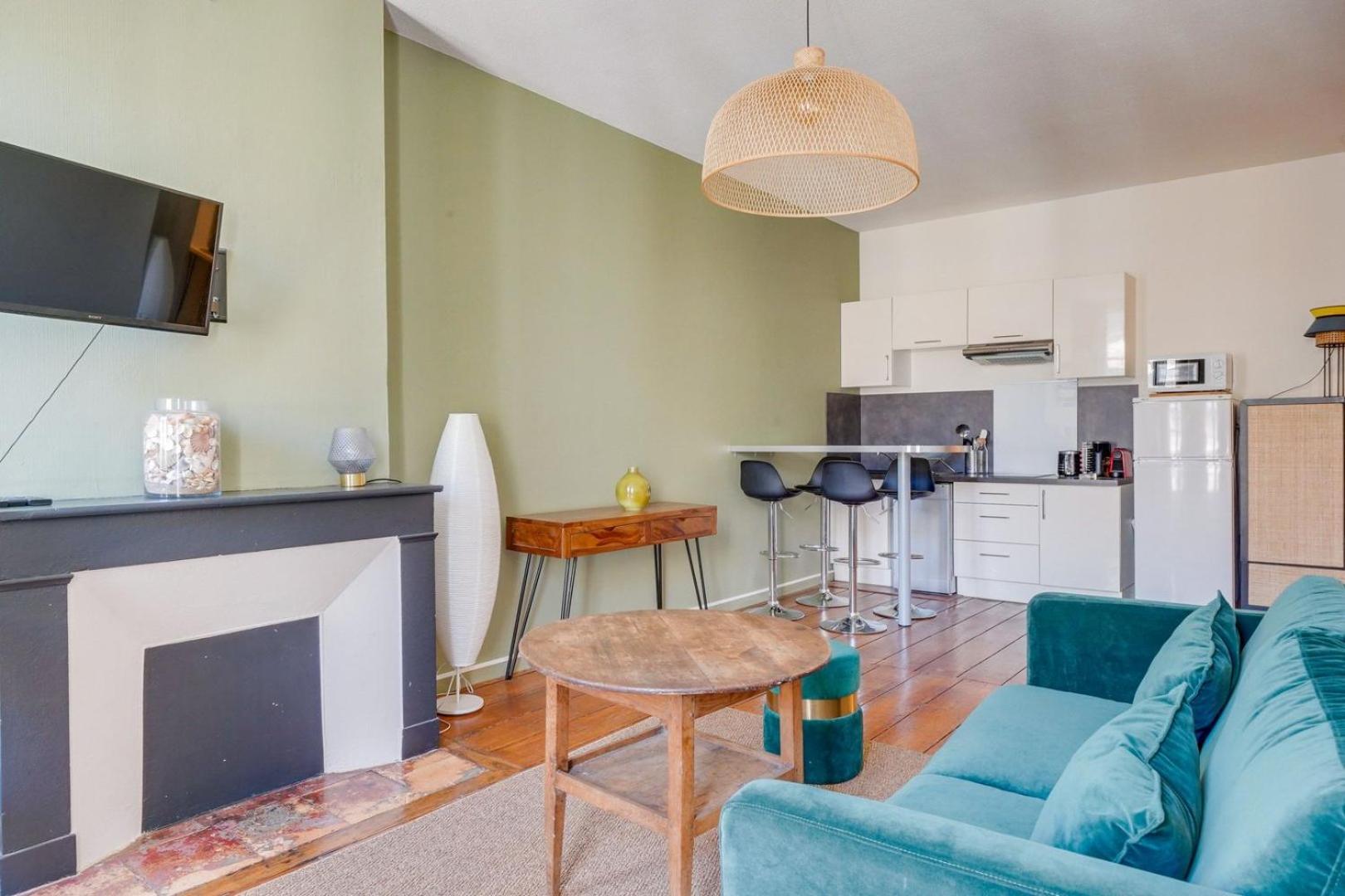 Charming In The Heart Of Apartment