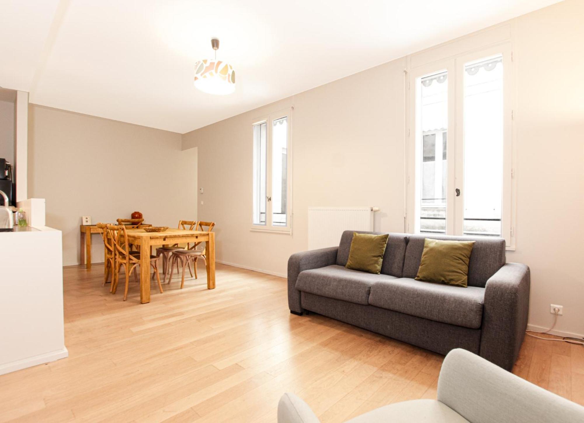 T2 De Luxe Face Au Jardin Public Appartement *