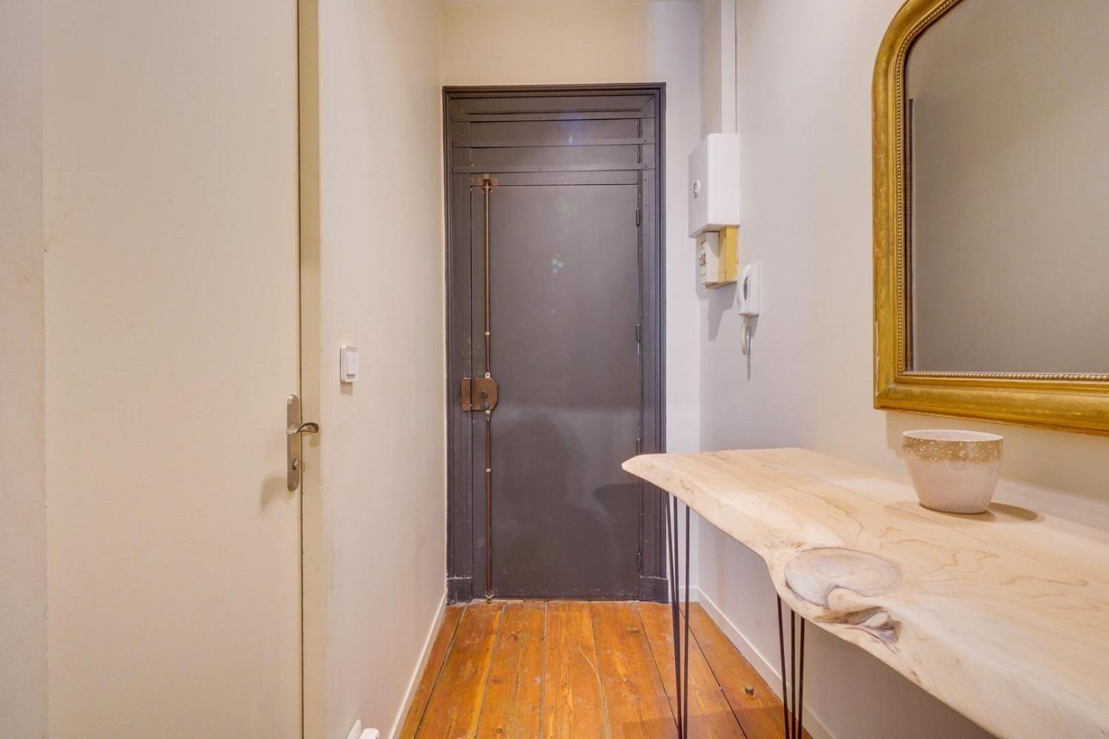 Charming In The Heart Of Apartment *