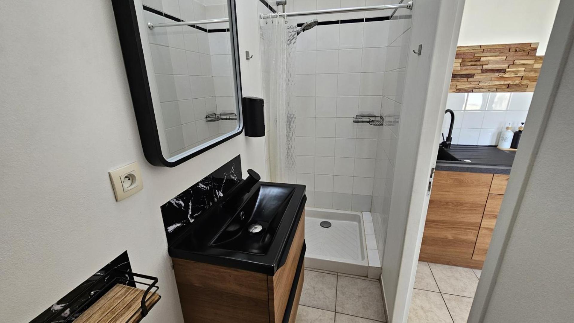 Bed To Rent - Maison Calme Avec Jacuzzi Sous Supplement * Bordeaux