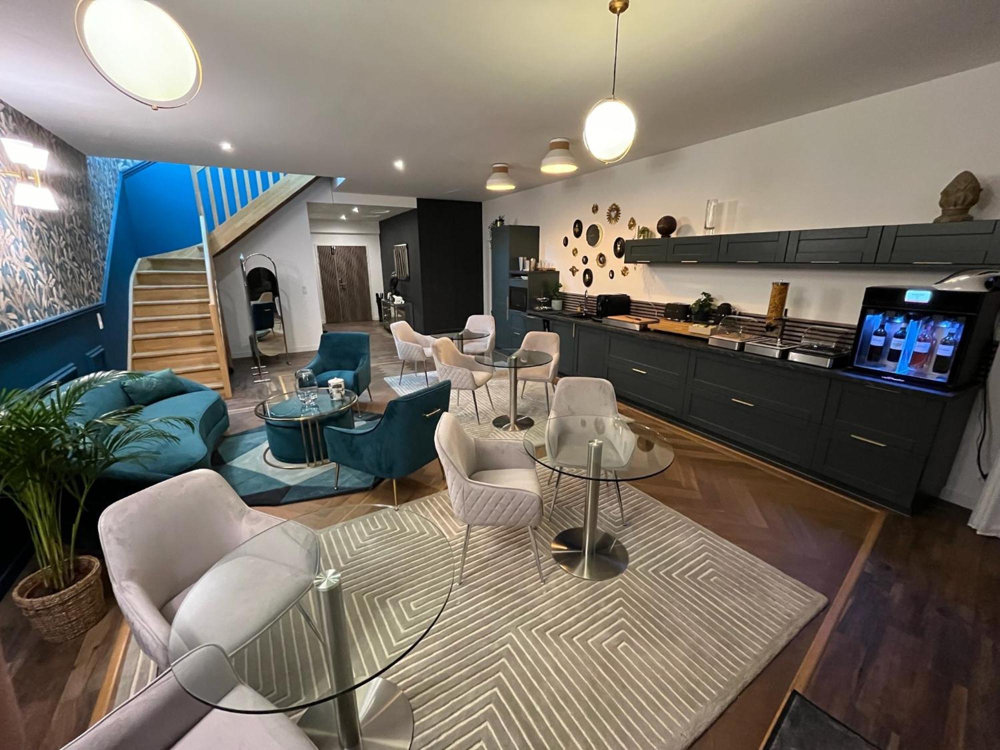 La D'ambroise Bed & Breakfast *