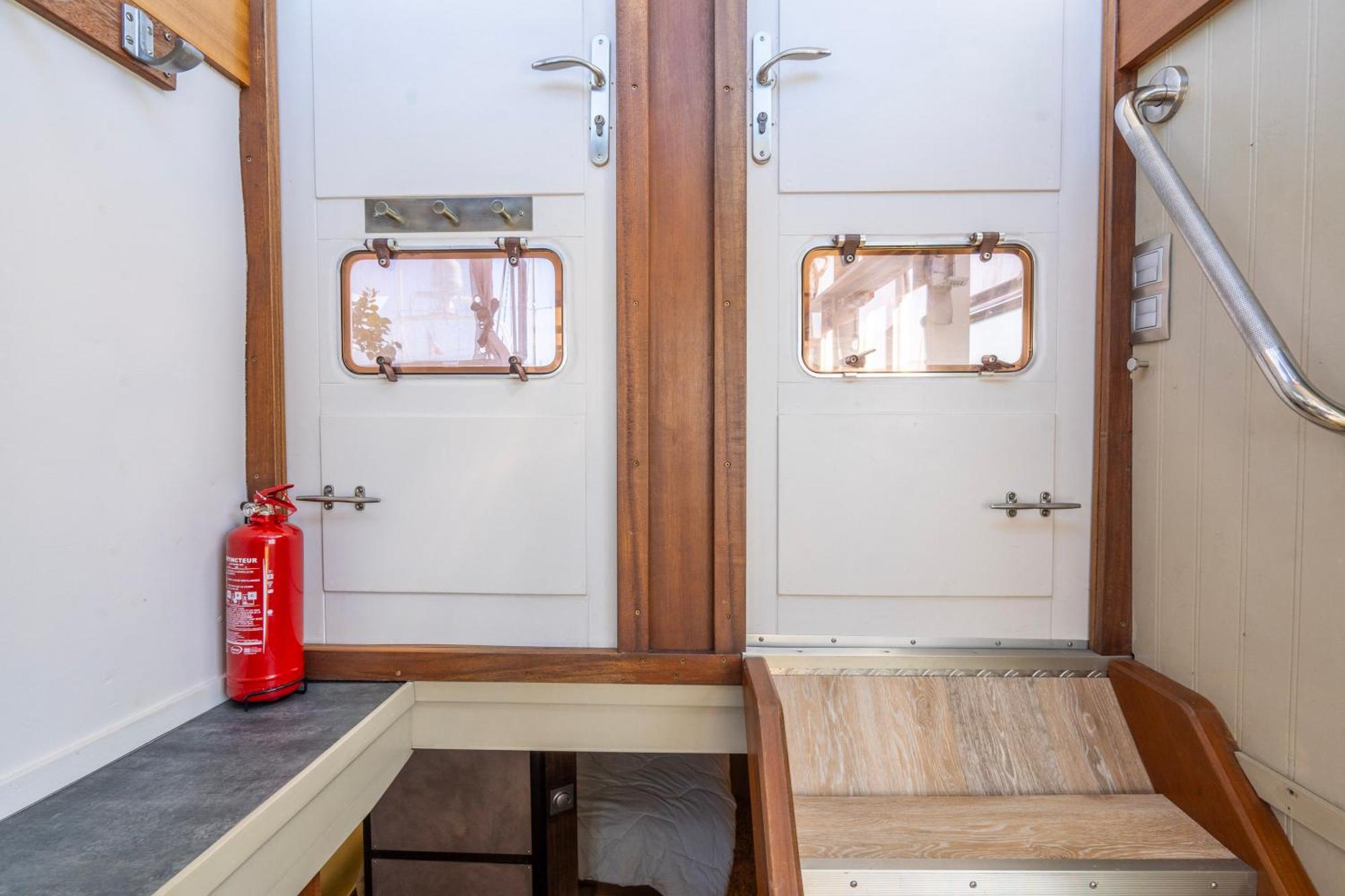 Hotel en barco Boat, Vintage Yacht Burdeos