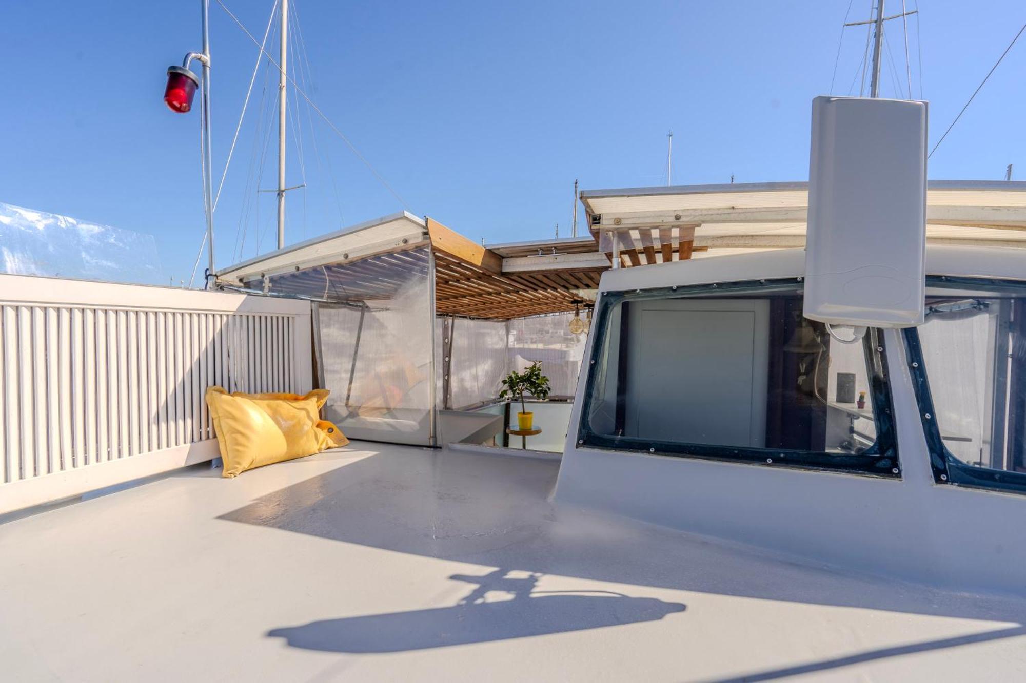 Boat, Vintage Yacht Hotel en barco Burdeos
