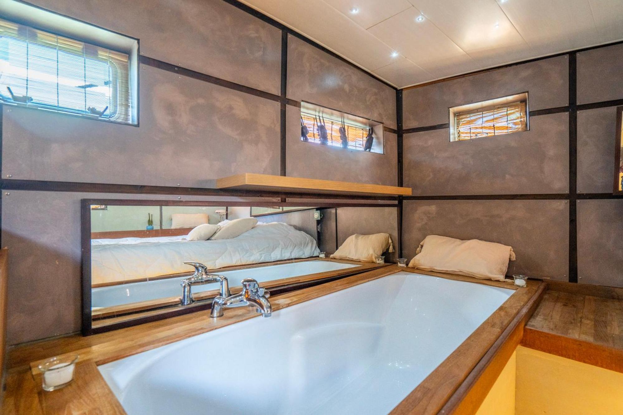 Hotel en barco Boat, Vintage Yacht *