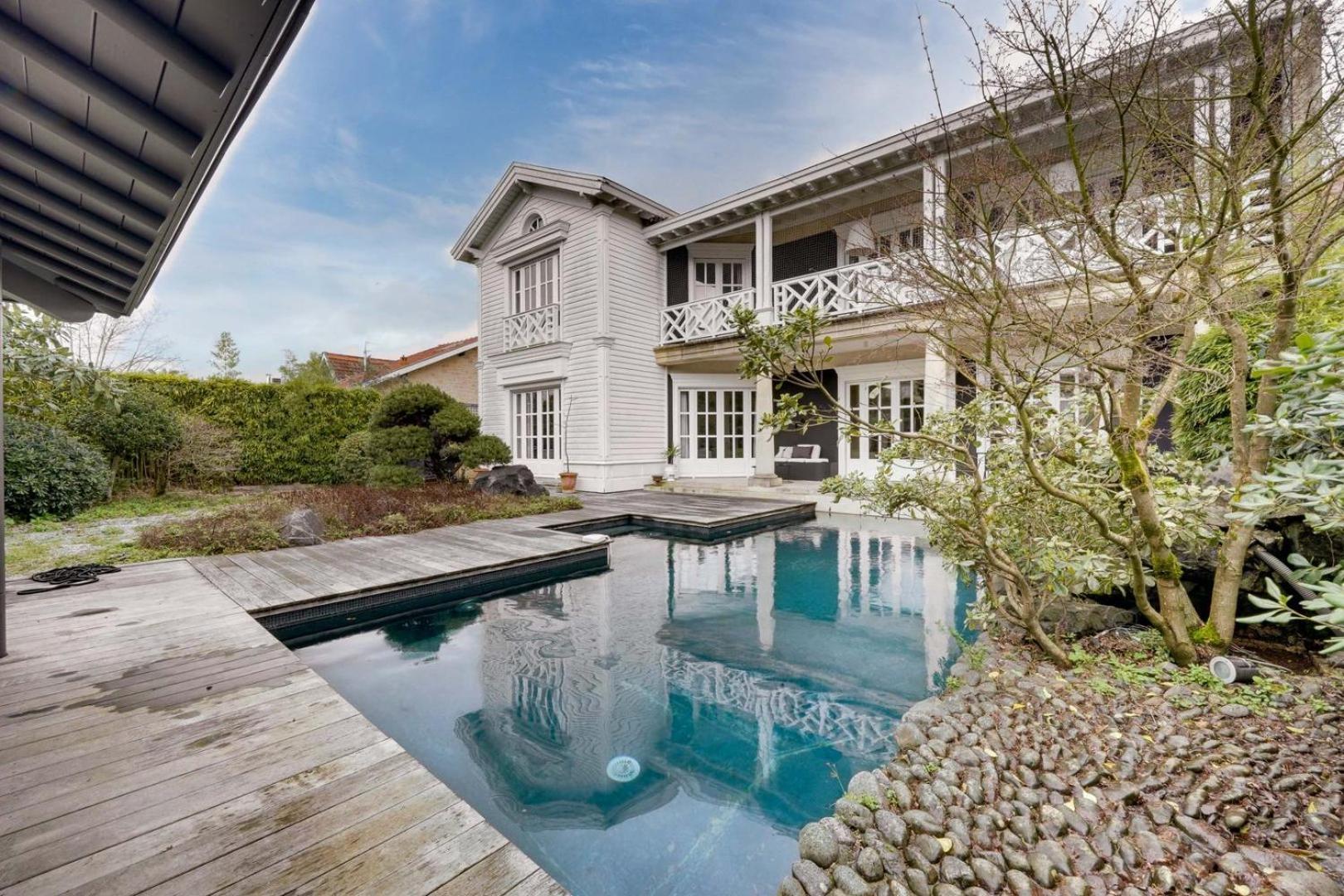 Very Beautiful Family House With Pool Gasthof *
