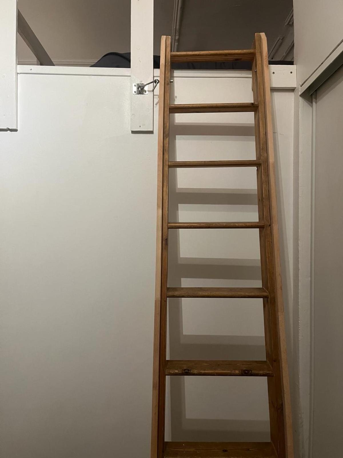 Apartment Bel Avec Mezzanine En Plein Centre De *