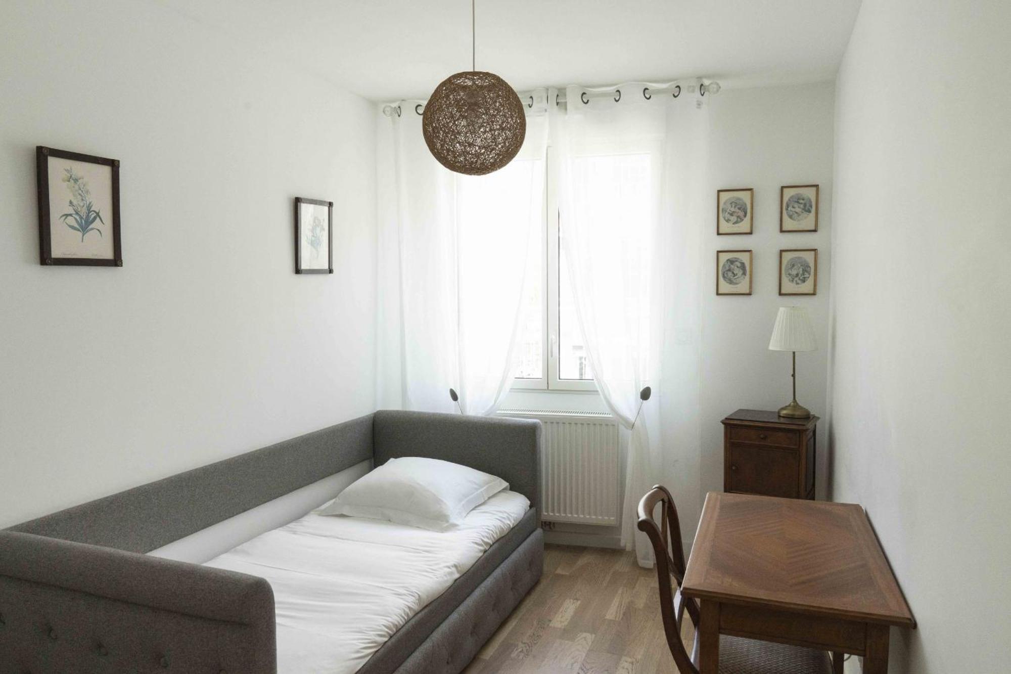 Queyries -2 Parking Ascenseur Balcon Rive Droite Apartamento *