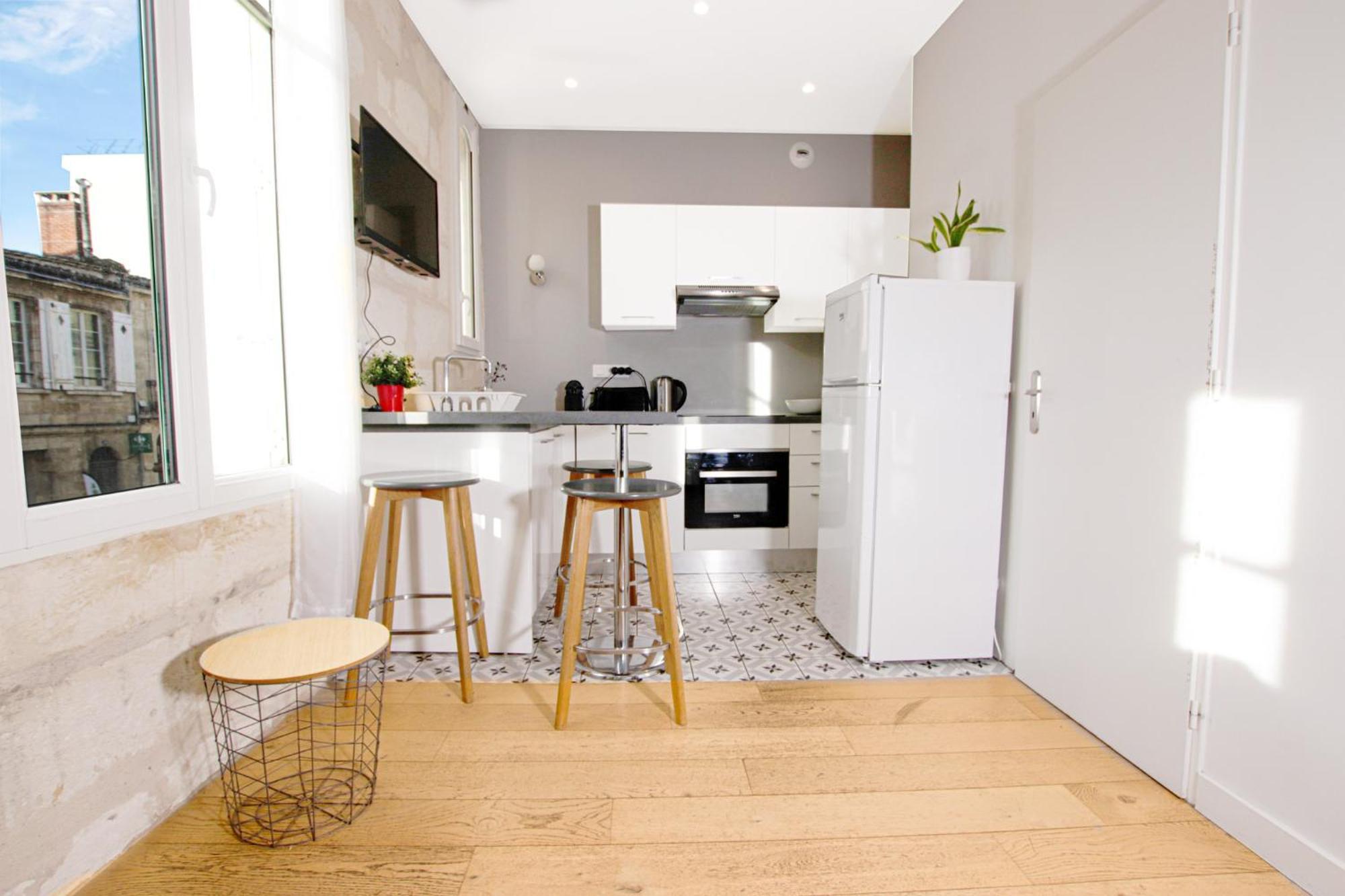 Magnifiques Climatises En Plein Coeur Des Chartrons Apartment *