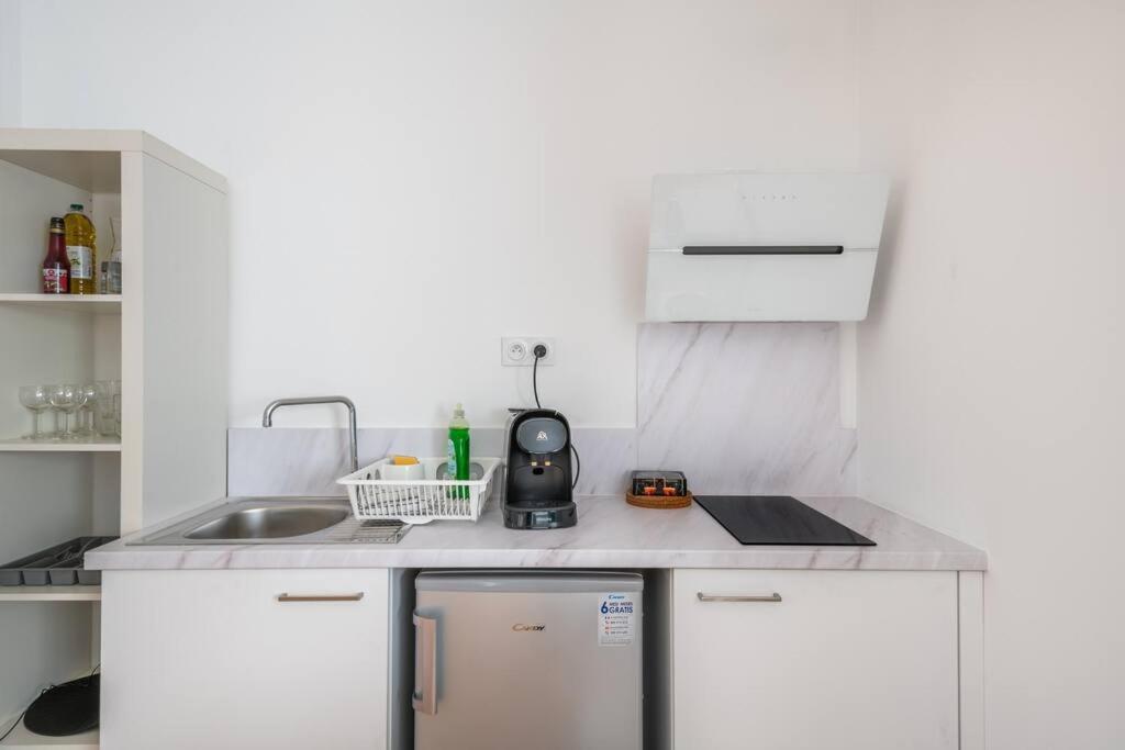 Le Bambou: Grand Au Calme, Climatise, 5 Min De La Gare Appartement