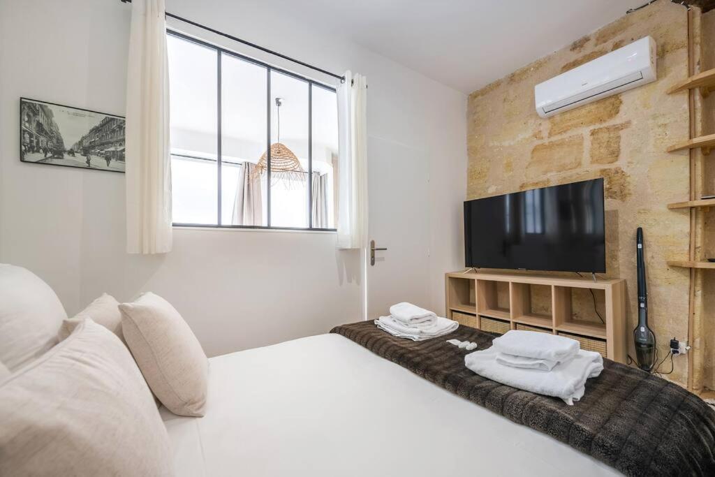 Apartamento Le Bordeaux: Joli Climatise Proche Gare *