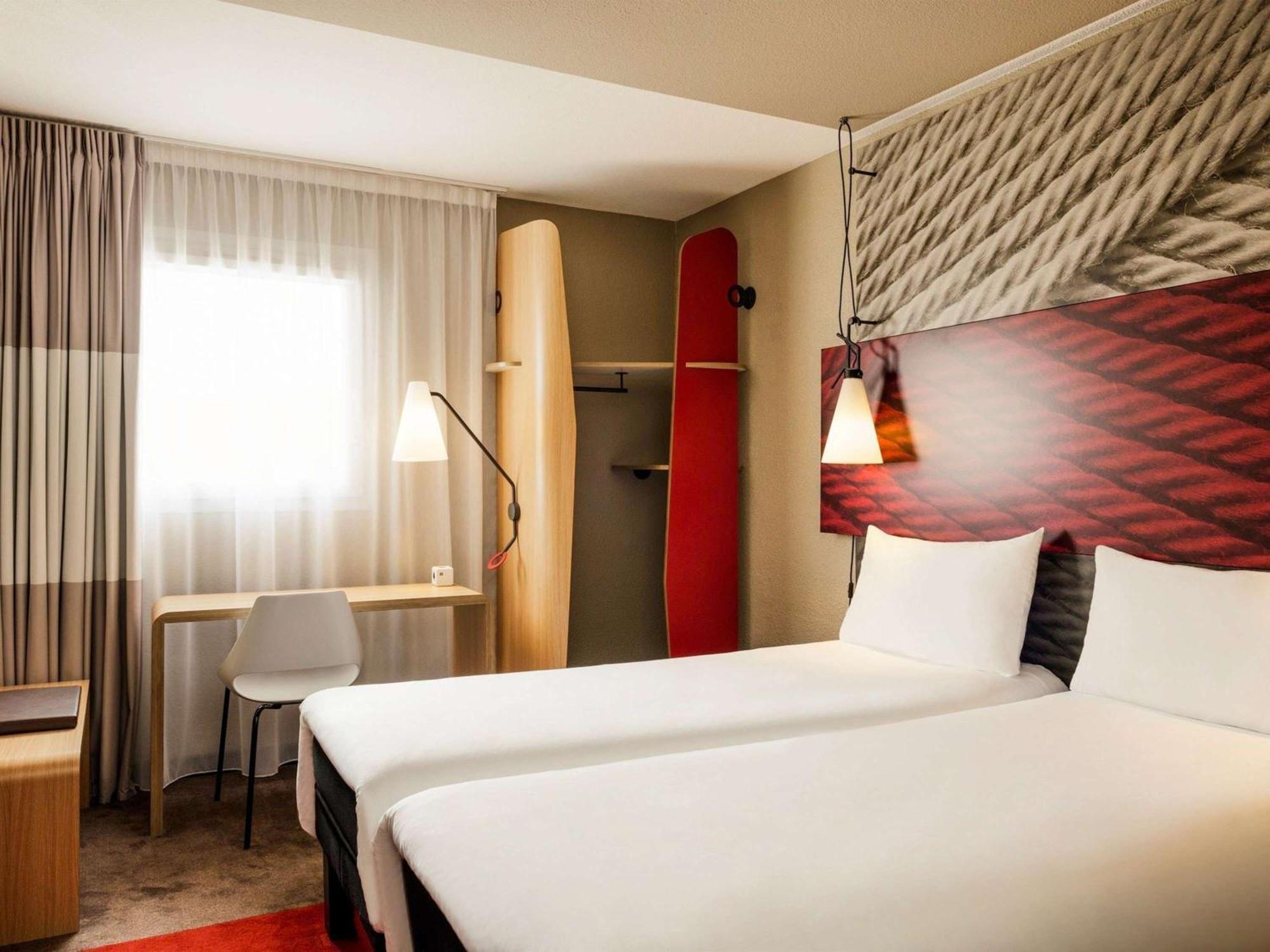 Ibis Centre Bastide Hotel Bordeaux