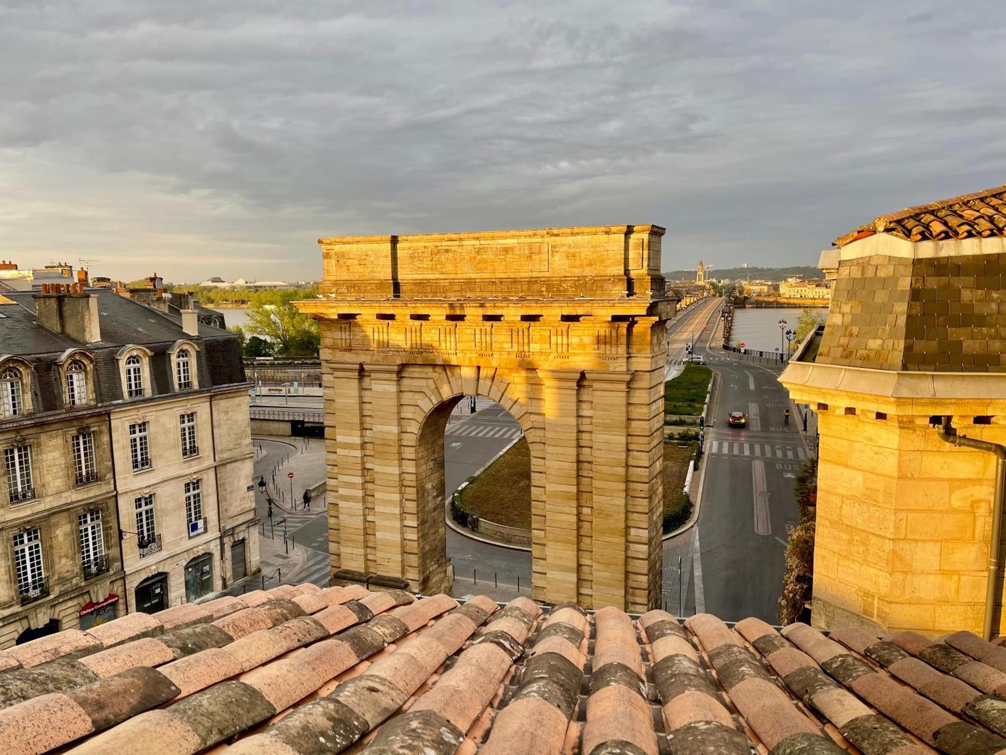 Terrace Apartment Bordeaux
