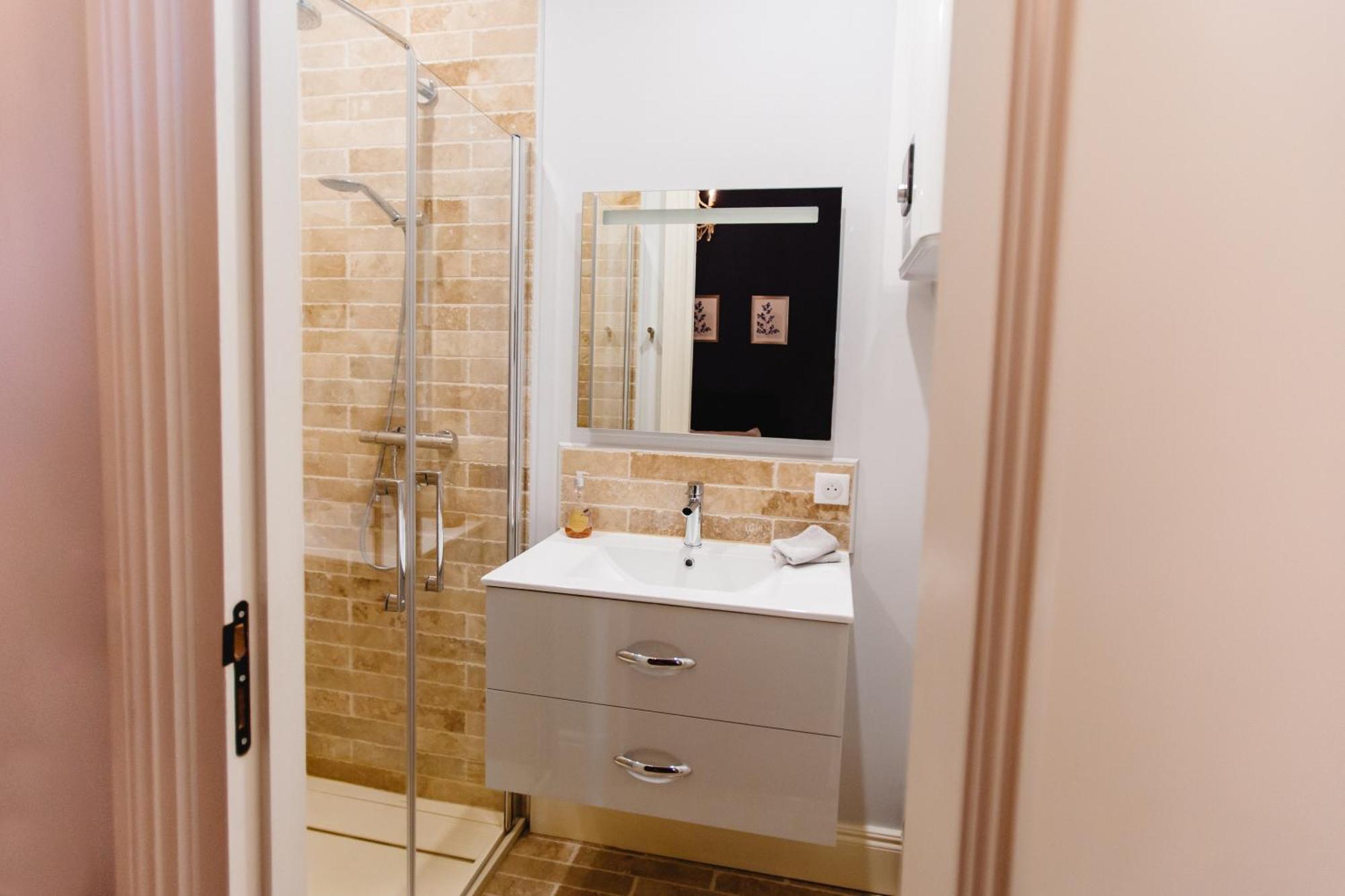 Saint Andre - Elegant, And Quiet Apartment