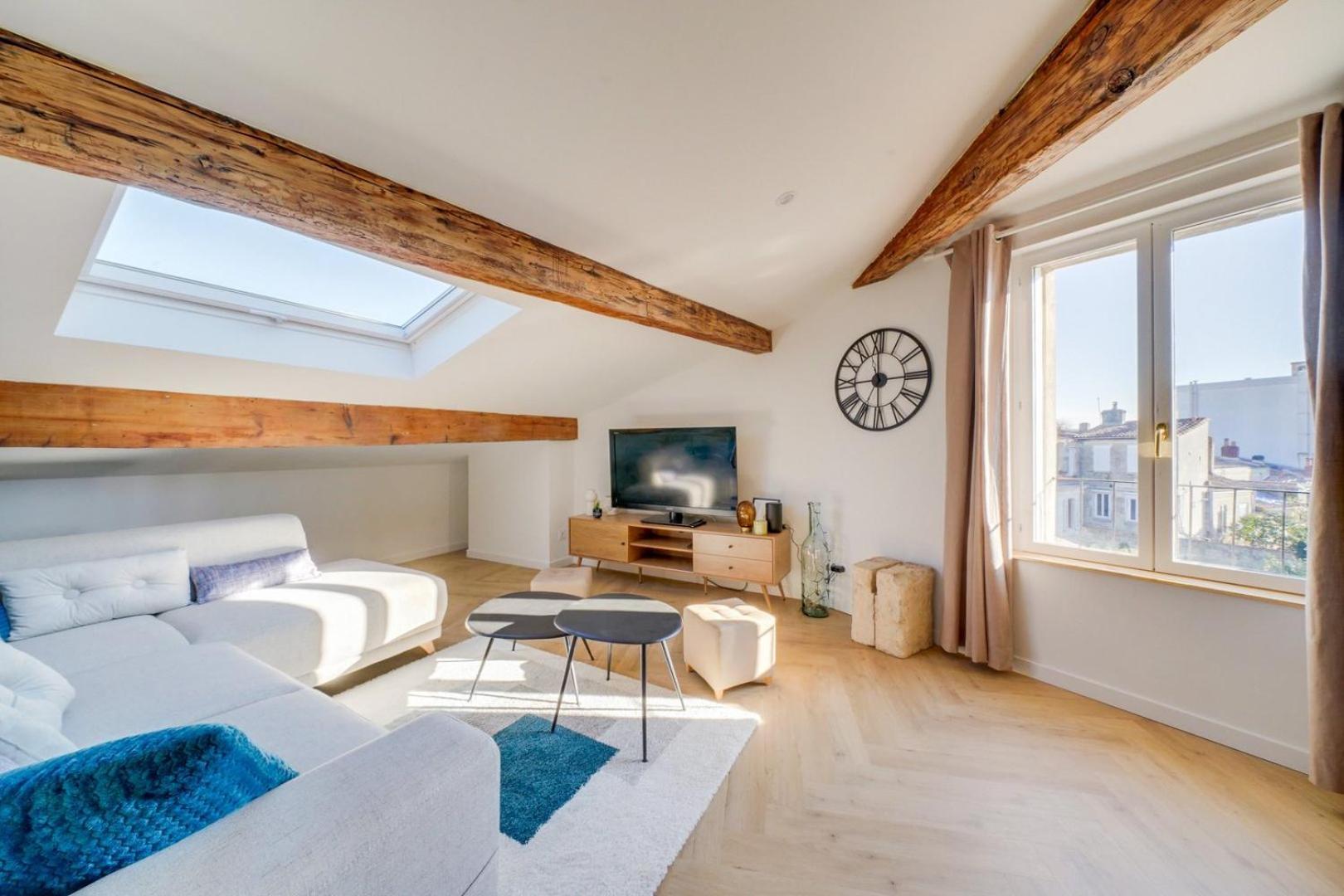 Renovated Apartment Bordeaux