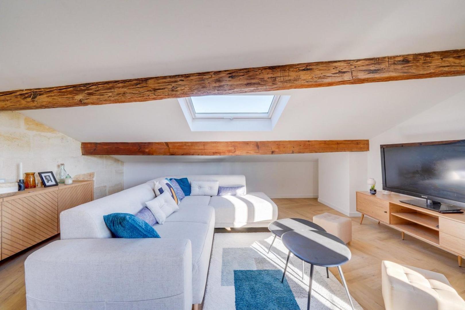 Renovated Apartment *