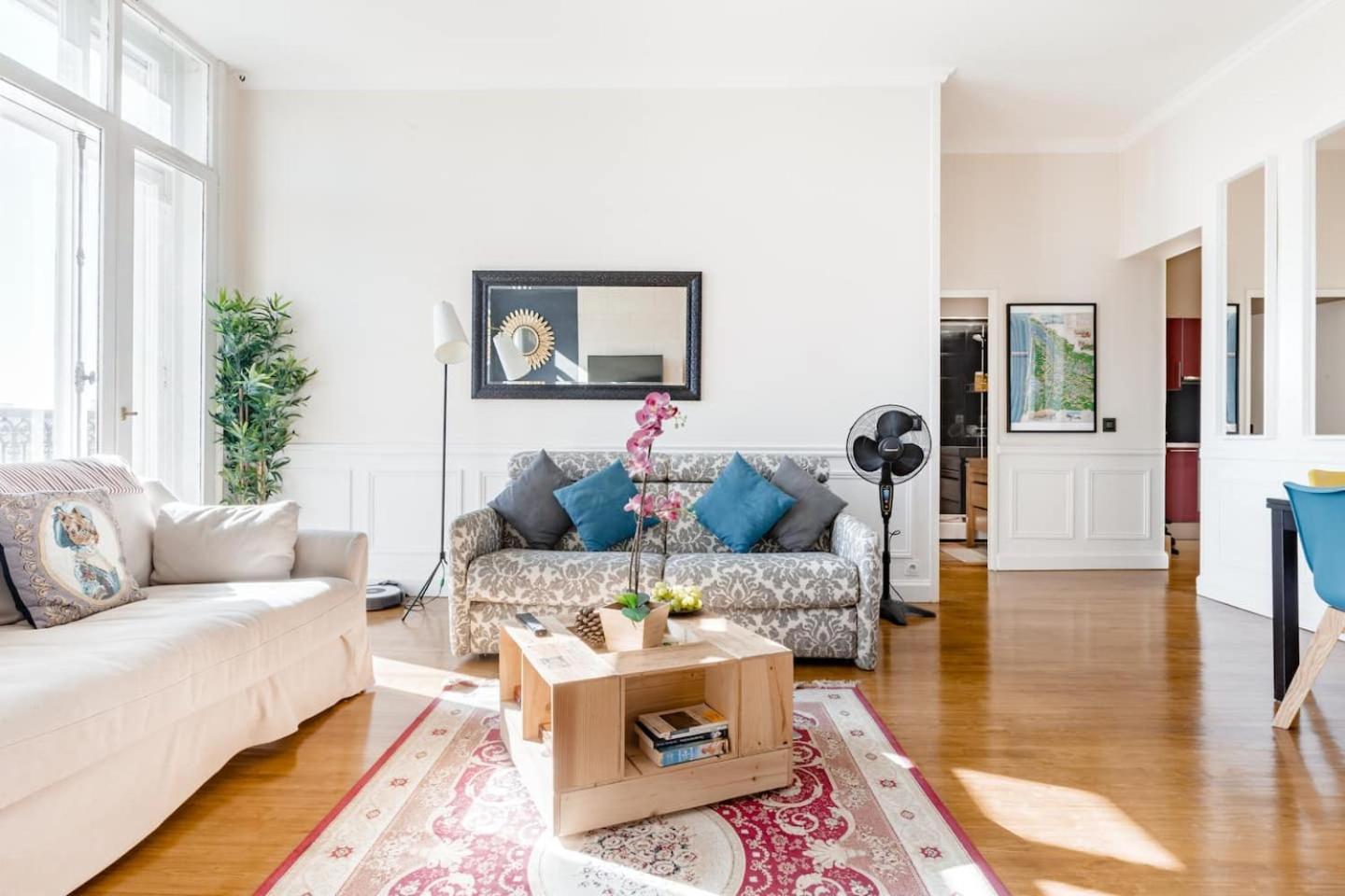 Elegant In At Les Chartrons Apartment Bordeaux