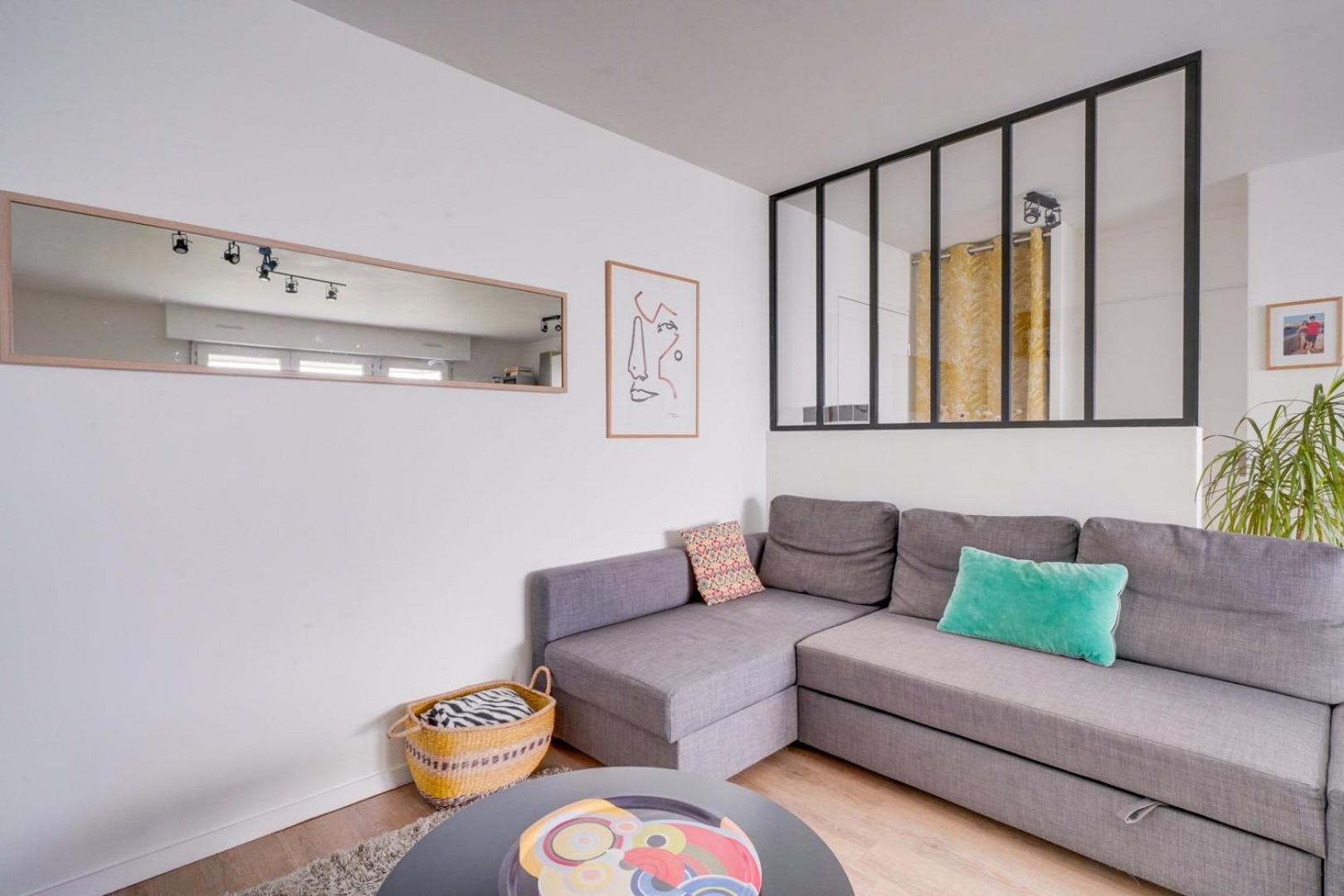 Pleasant Flat In With Terrace And Parking Appartement Bordeaux