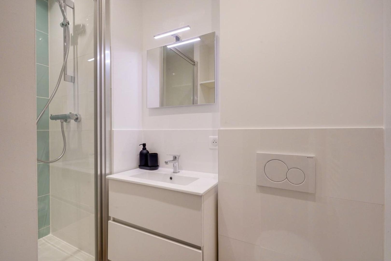 Apartamento Lovely In Chartrons With Terrace Burdeos