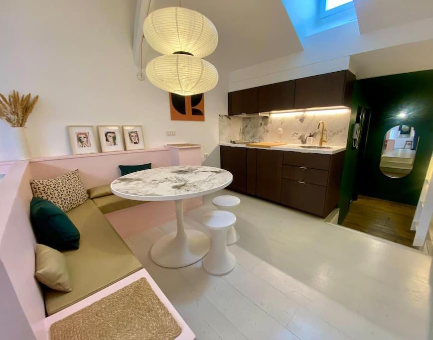 Cocon Sous Les Toits De Apartment *