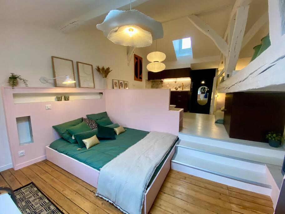 Apartment Cocon Sous Les Toits De Bordeaux