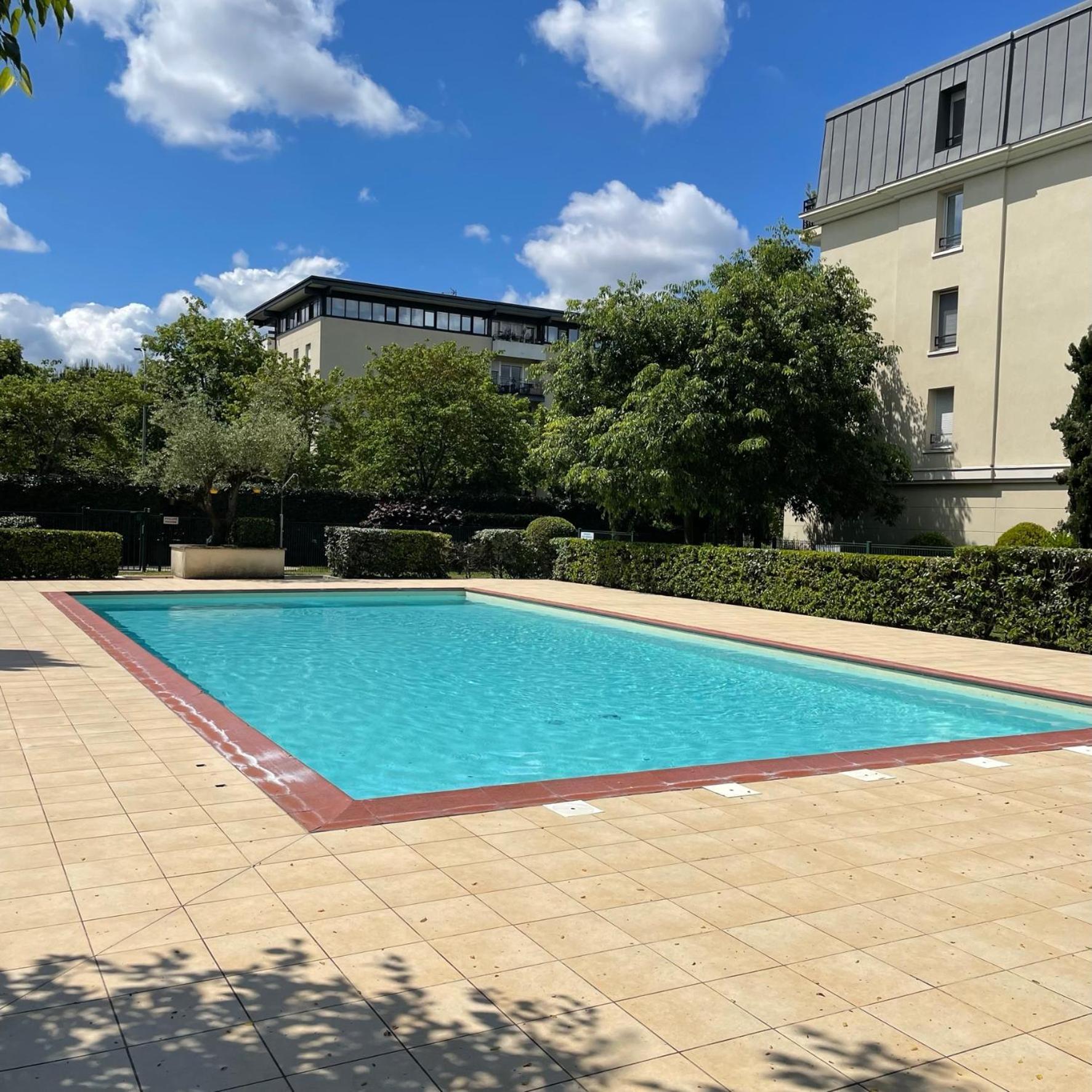 L'authentica - Free Parking & Wifi & Pool - Self Checkin - Ysyka Apartment Bordeaux