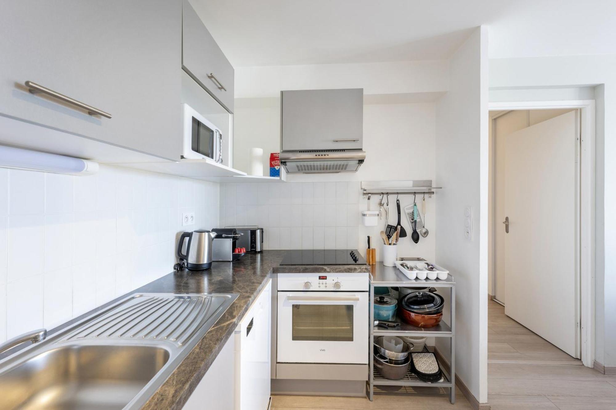 Les Terasses De Louise Apartment *