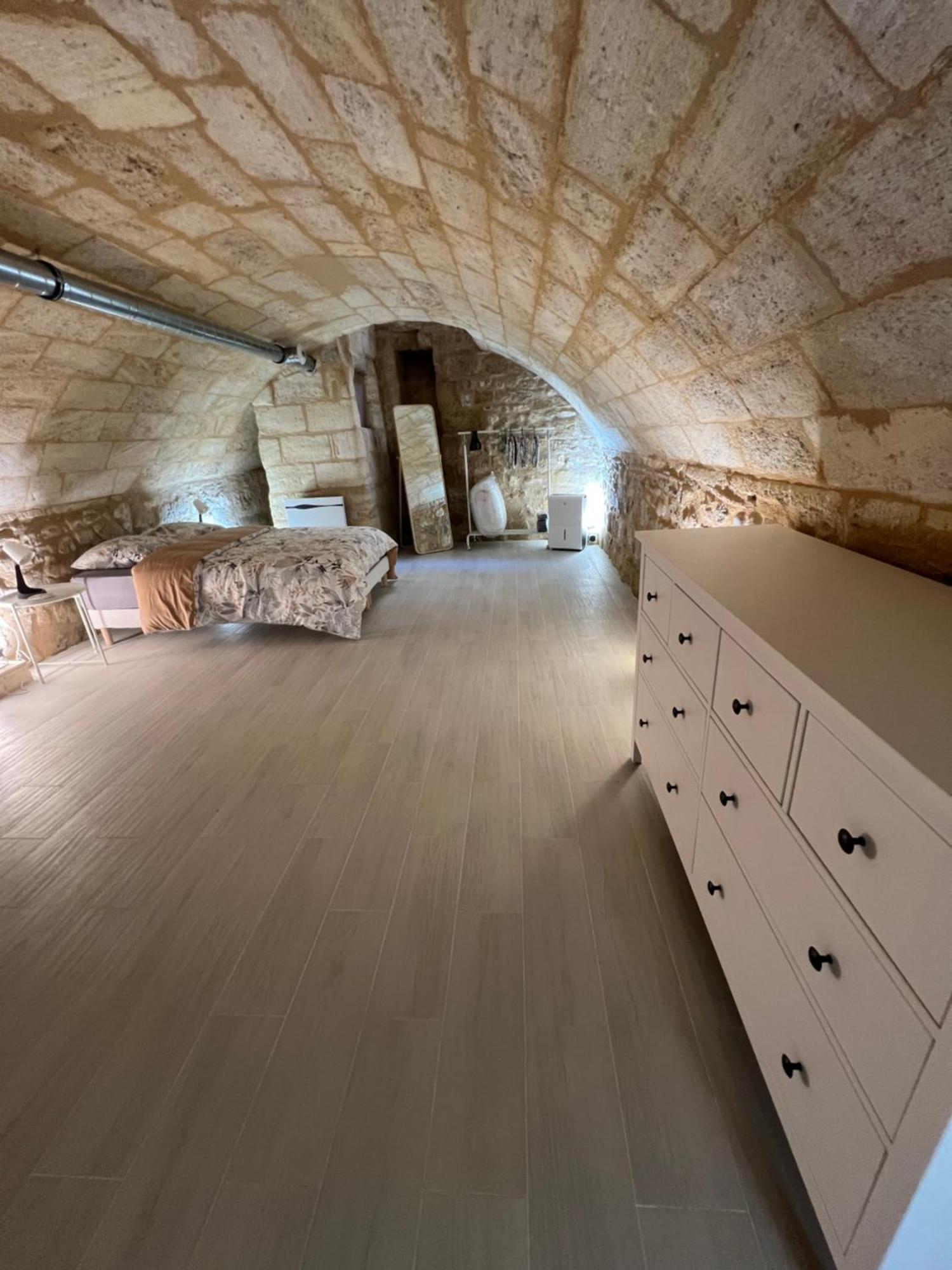 Duplex Atypique Bordeaux