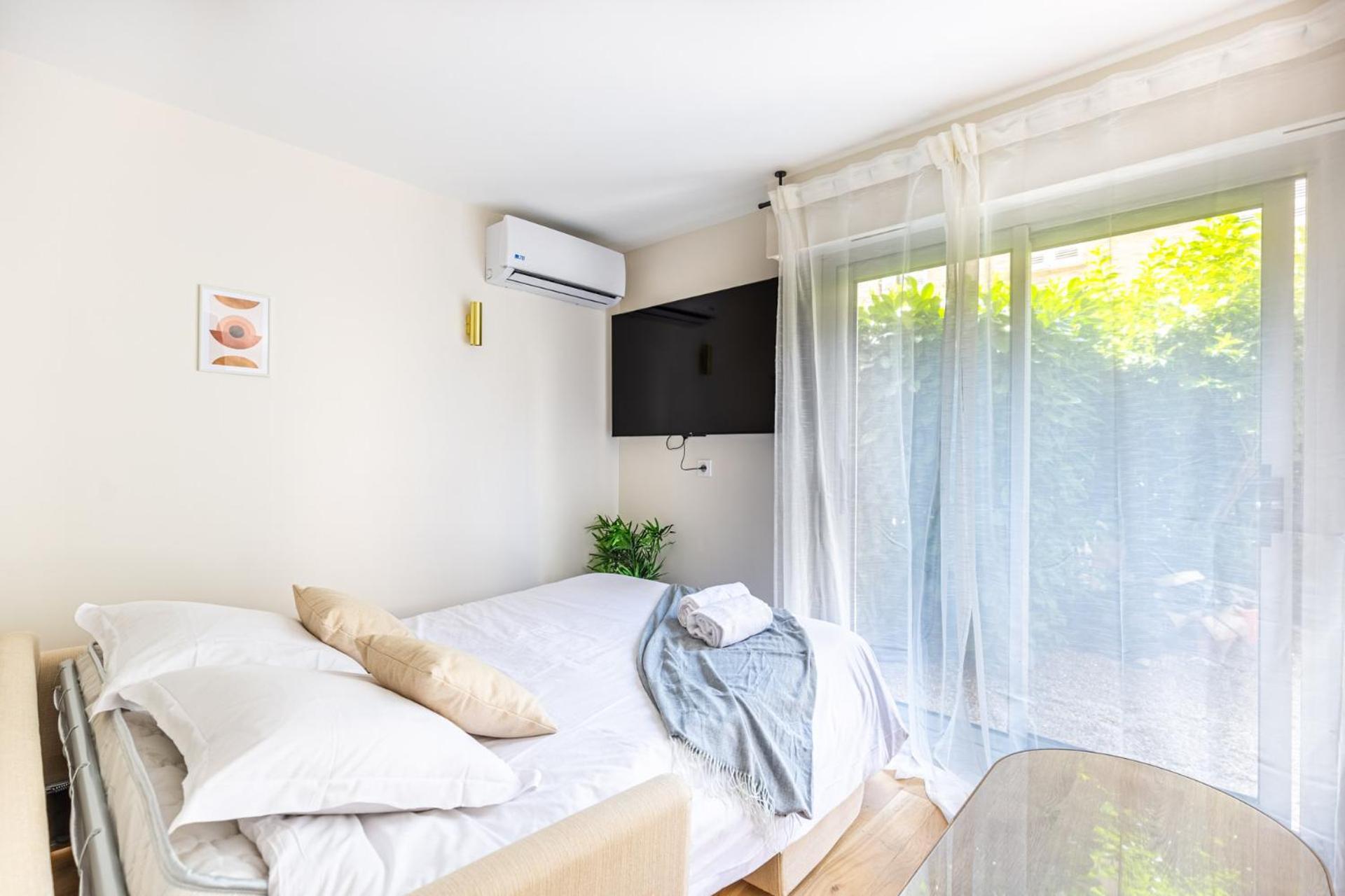 Lavie Maison Balneo Garden Flat Apartment