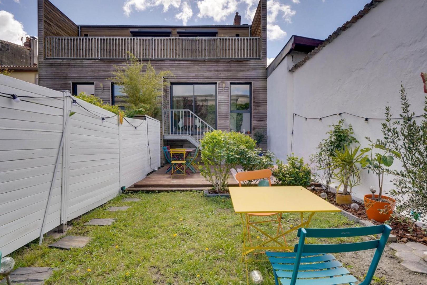 Tres Bel Avec Terrasse Et Jardin * Bordeaux