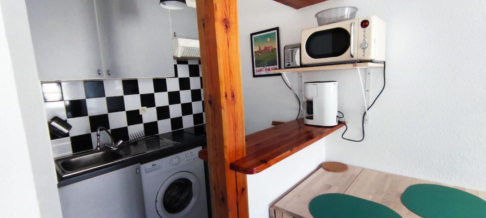 Apartment Studio Bordeaux Apartment *
