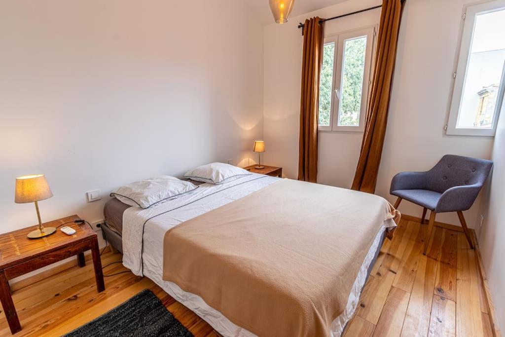 Jardin Public : T3 Renove Immeuble Pierre *