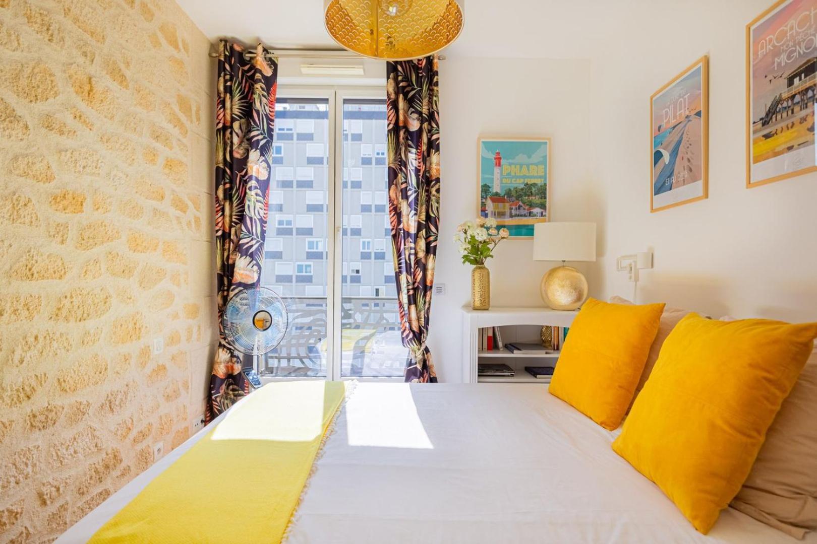 Guestready - Bright In Centre W/ Parking Apartment Bordeaux