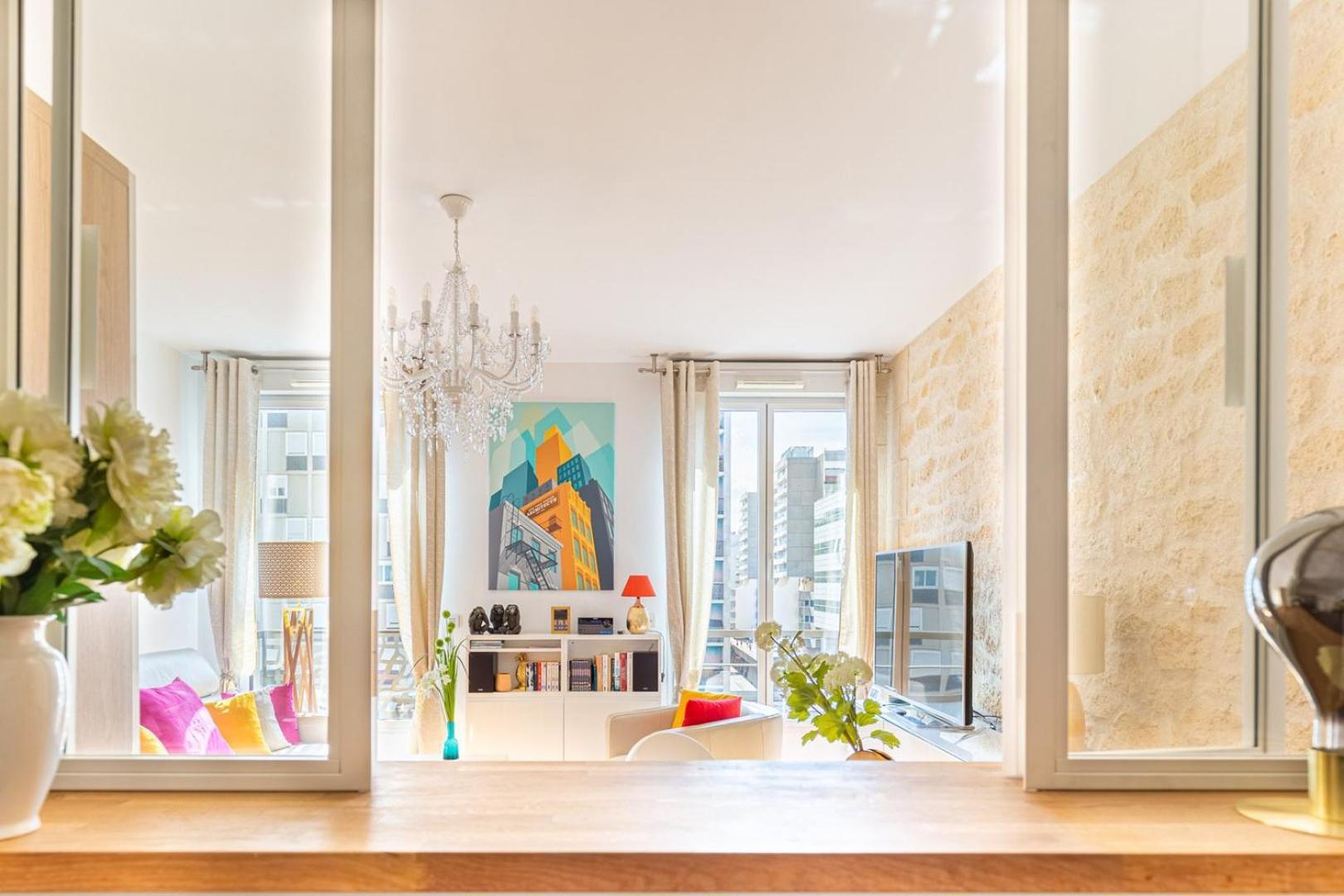 Guestready - Bright In Centre W/ Parking Apartment Bordeaux