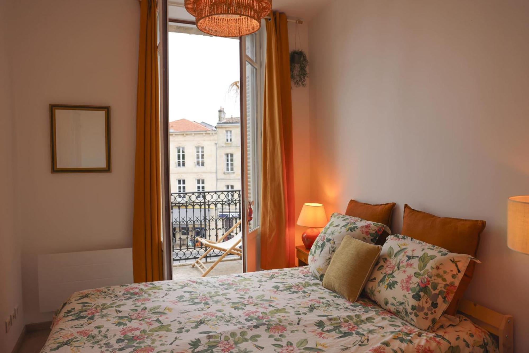 In The Heart Of Saint-michel Apartamento Burdeos