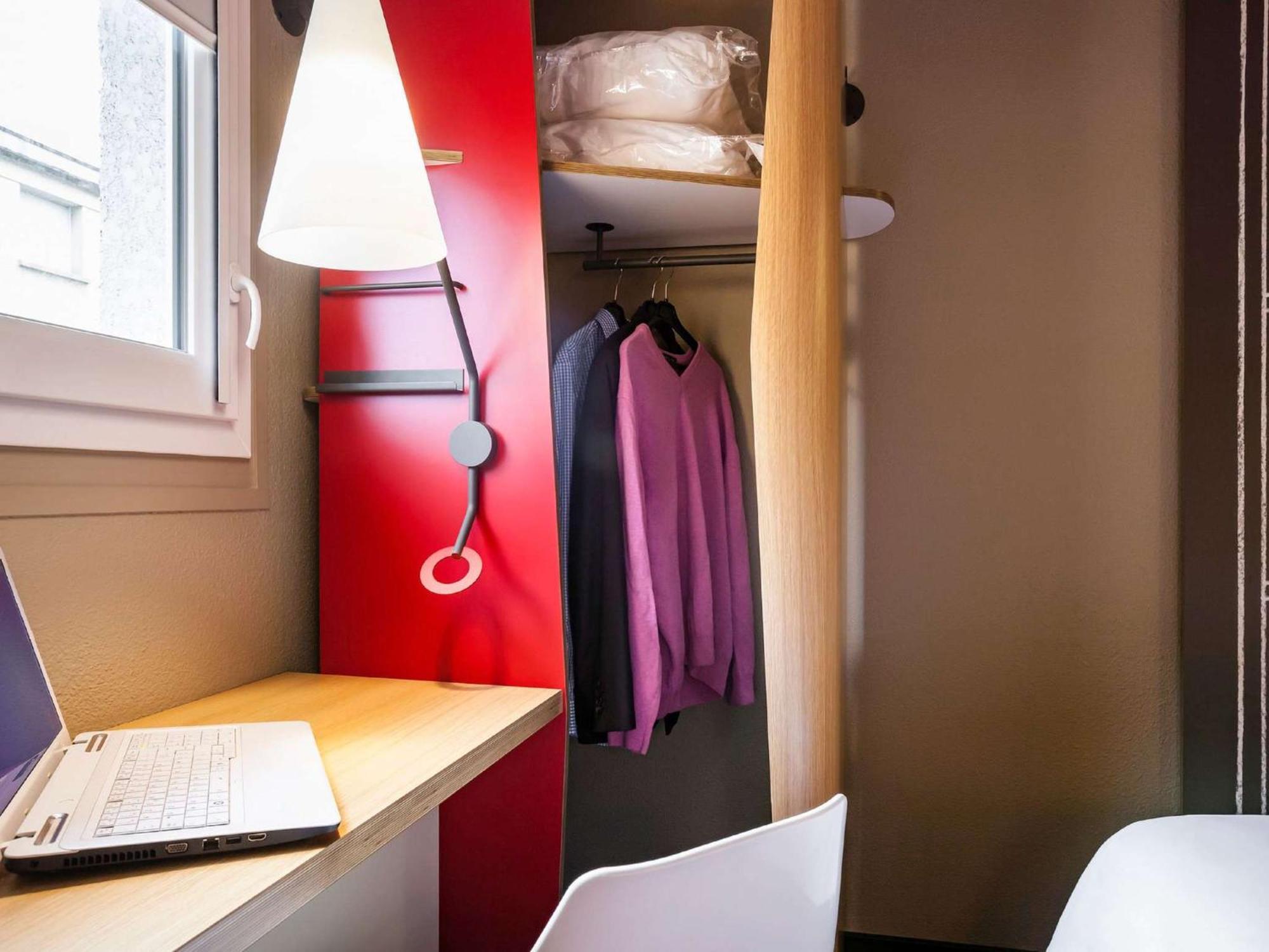 Ibis Centre Bastide Bordeaux