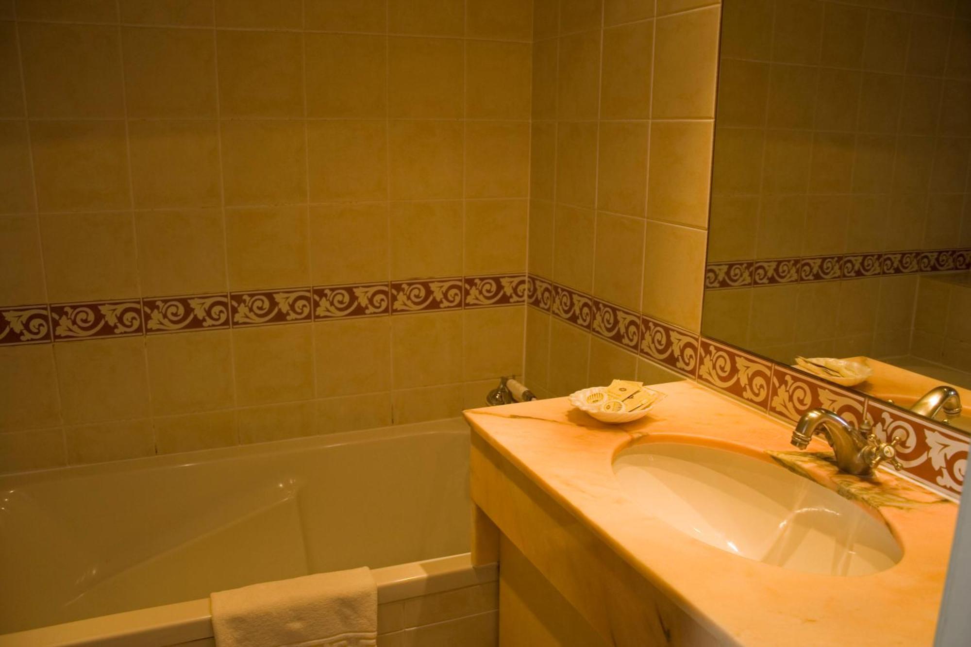 Hotel Des 4 Soeurs Bordeaux