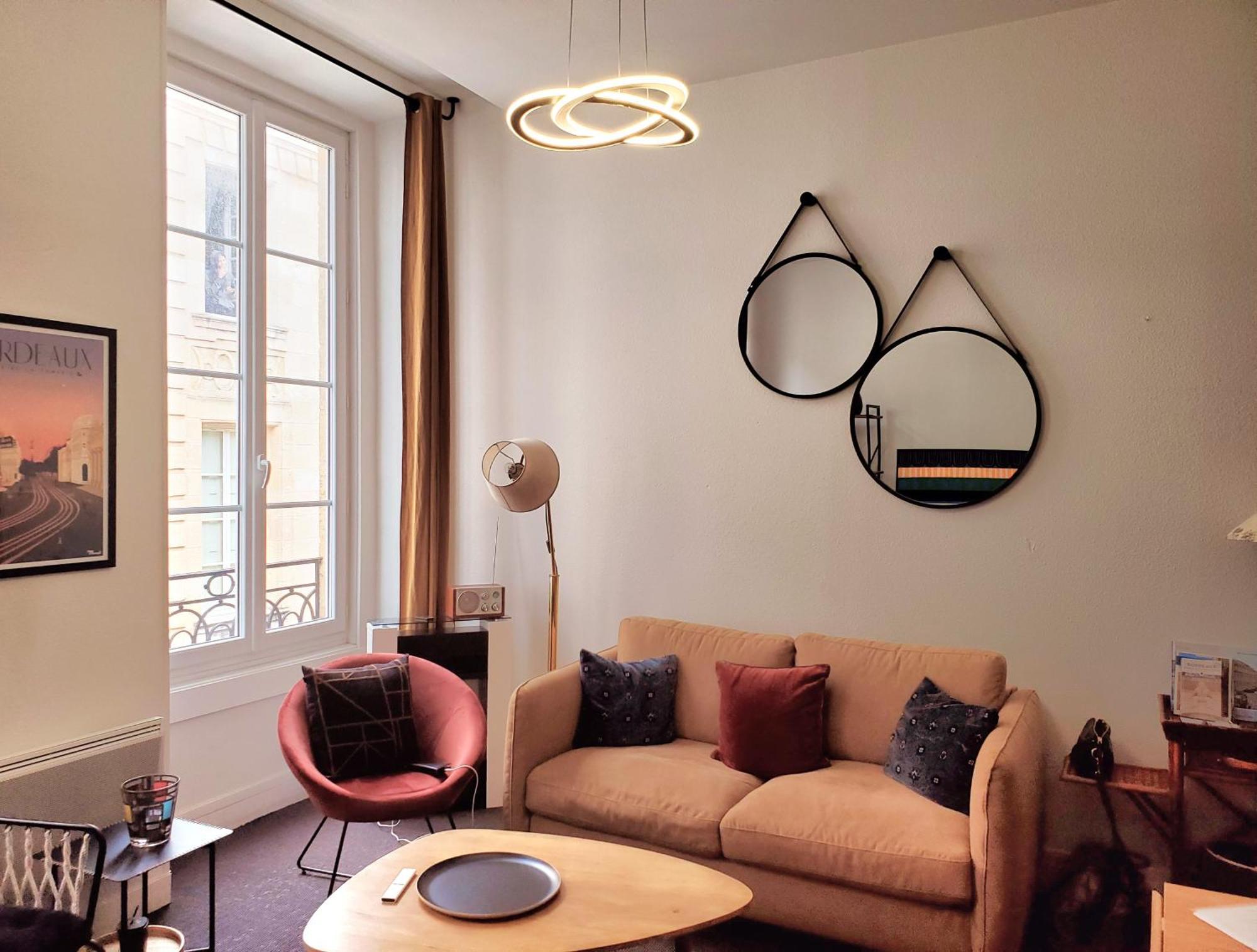 Apartment Ravissant Entierement Renove T2, Proche De La Rue Saint Catherine *