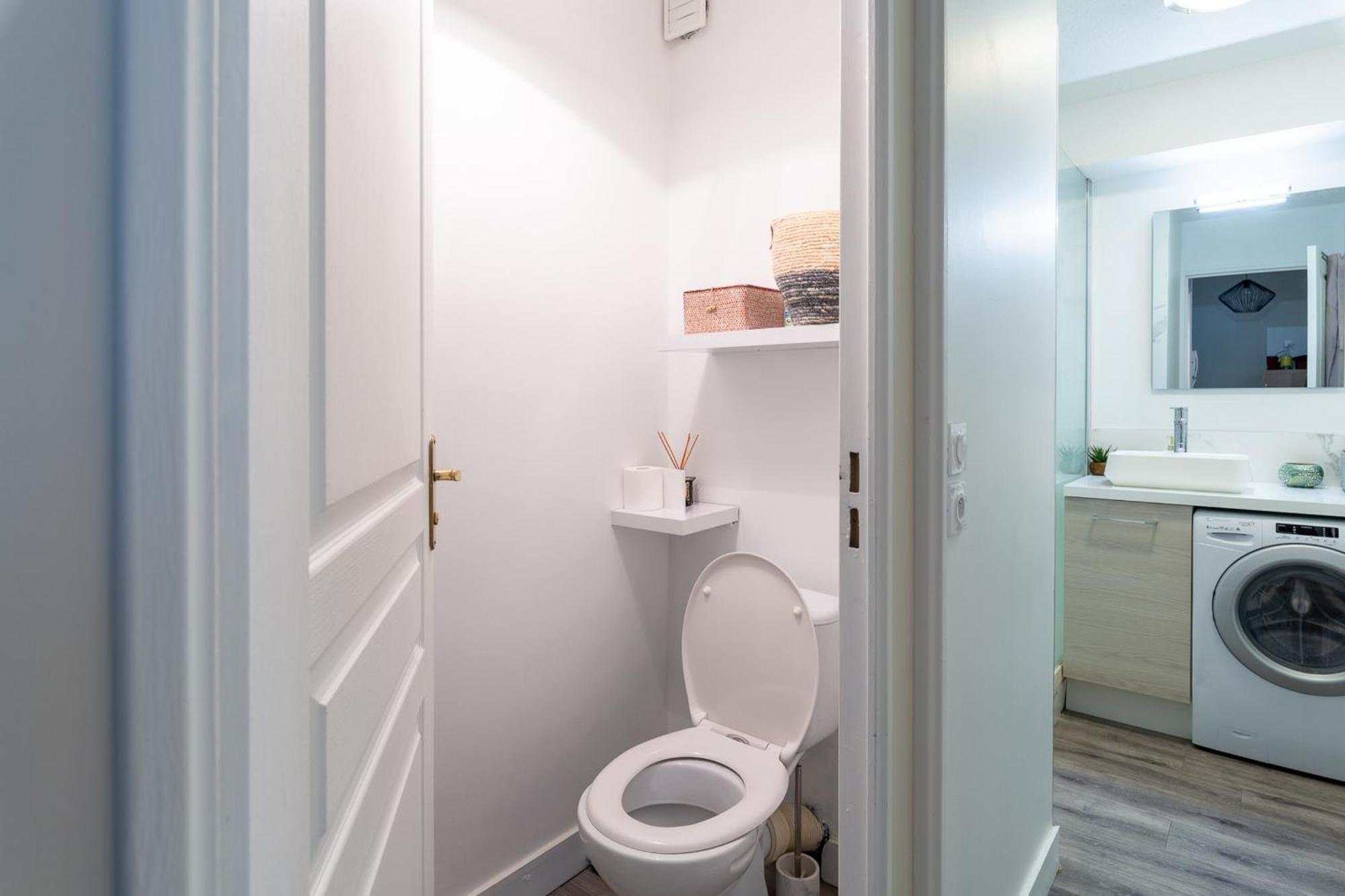 Chartron Furnished Flat *