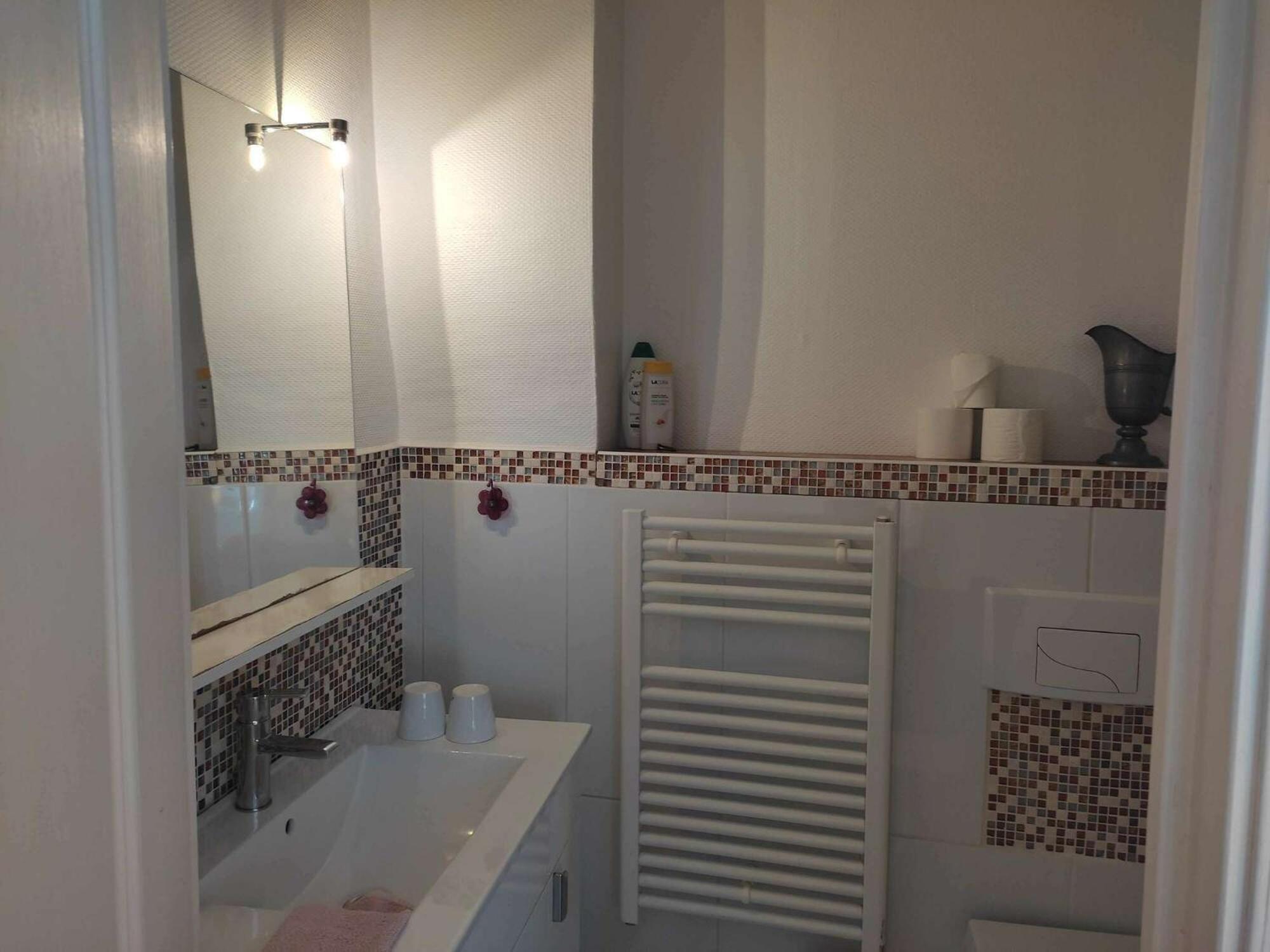 Bed and breakfast Le Miroir Aux Fées 2*