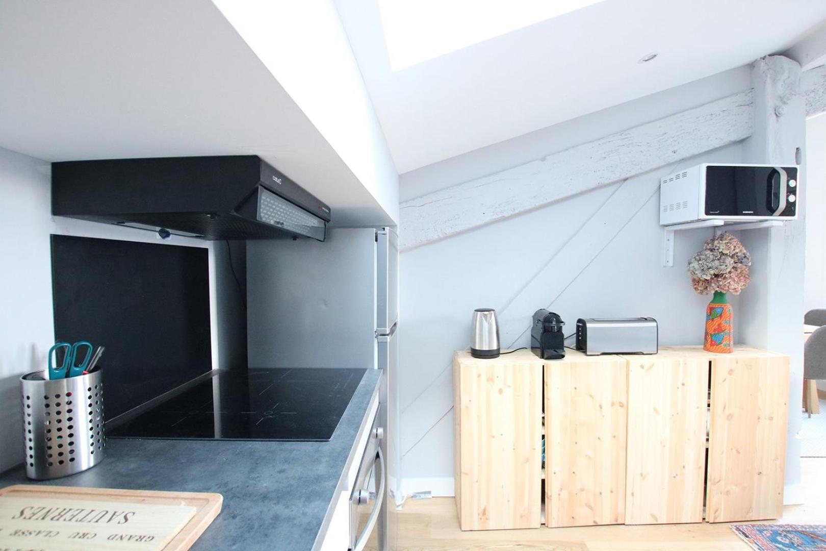 Guestready - Sunny Attic Near Grand Theatre Apartment *