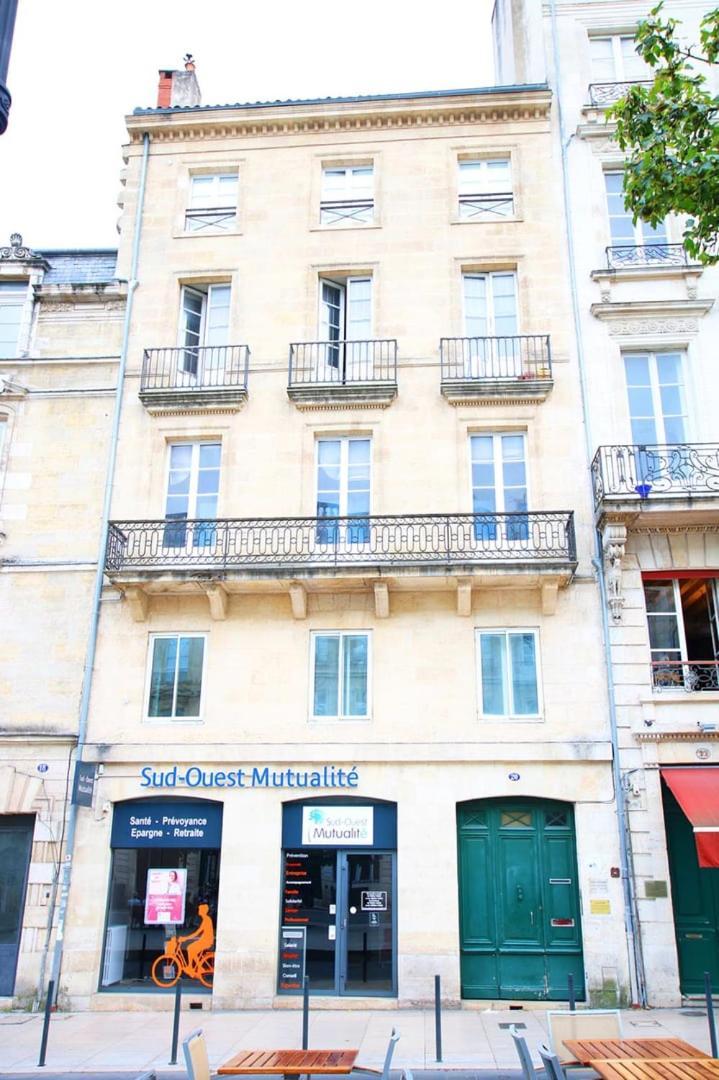 Guestready - Sunny Attic Near Grand Theatre Bordeaux