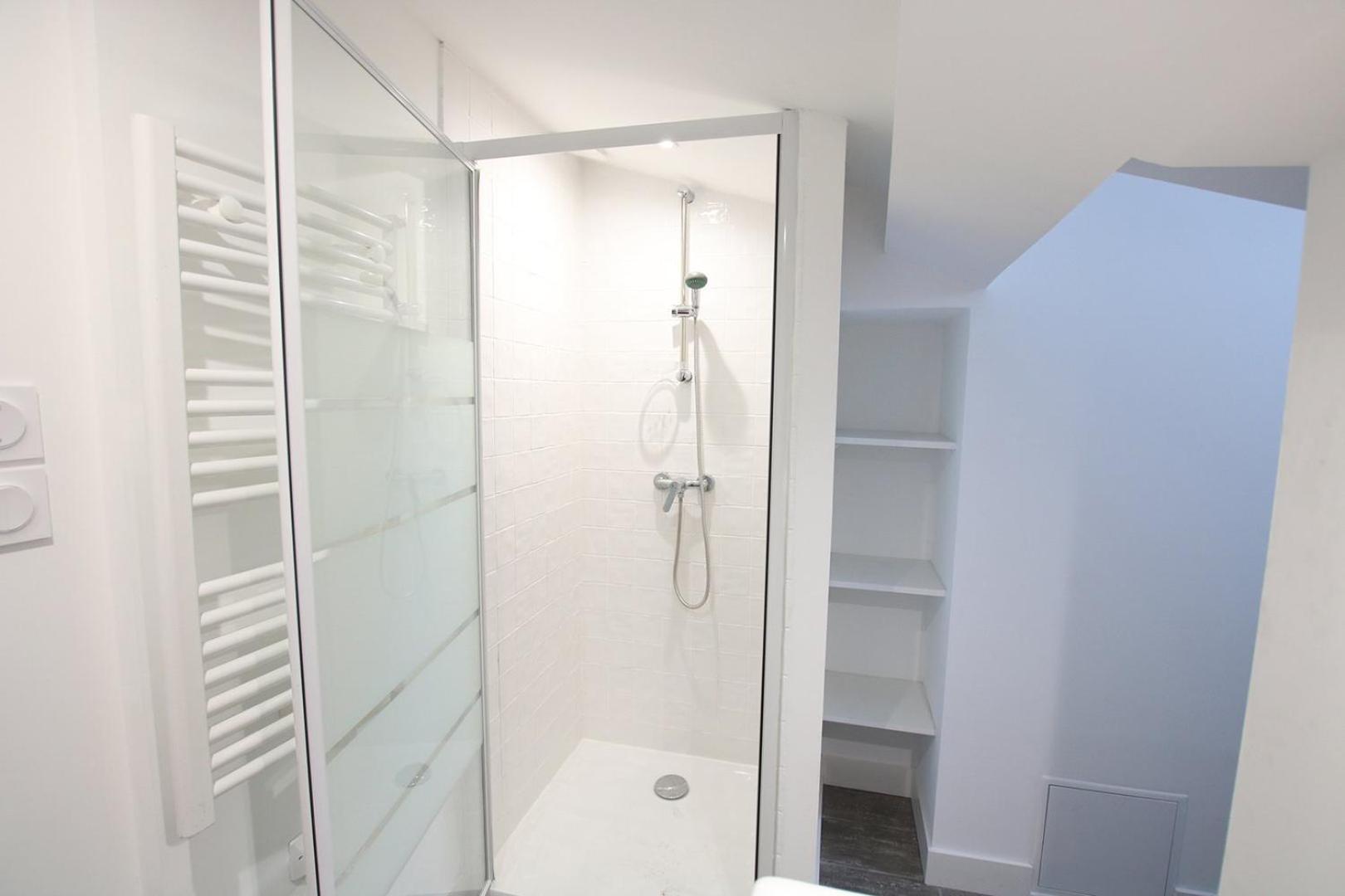 Apartment Guestready - Sunny Attic Near Grand Theatre Bordeaux