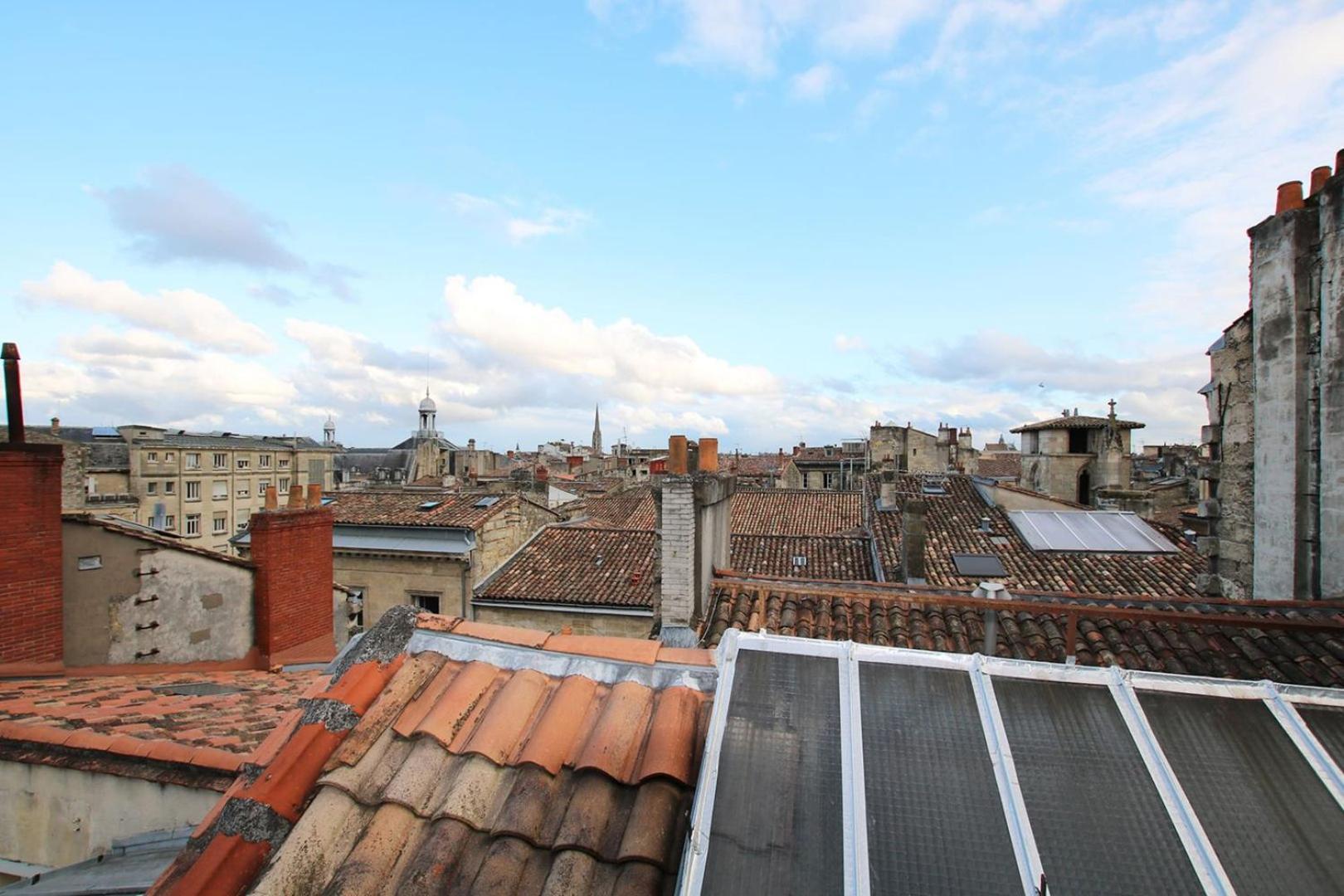 Apartment Guestready - Sunny Attic Near Grand Theatre