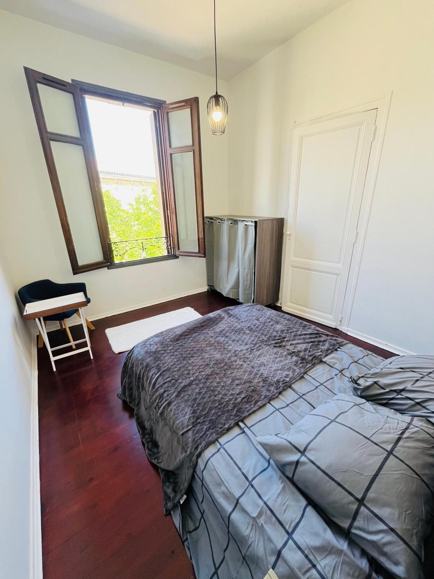 Apartment 4 Places Nansouty Bordeaux