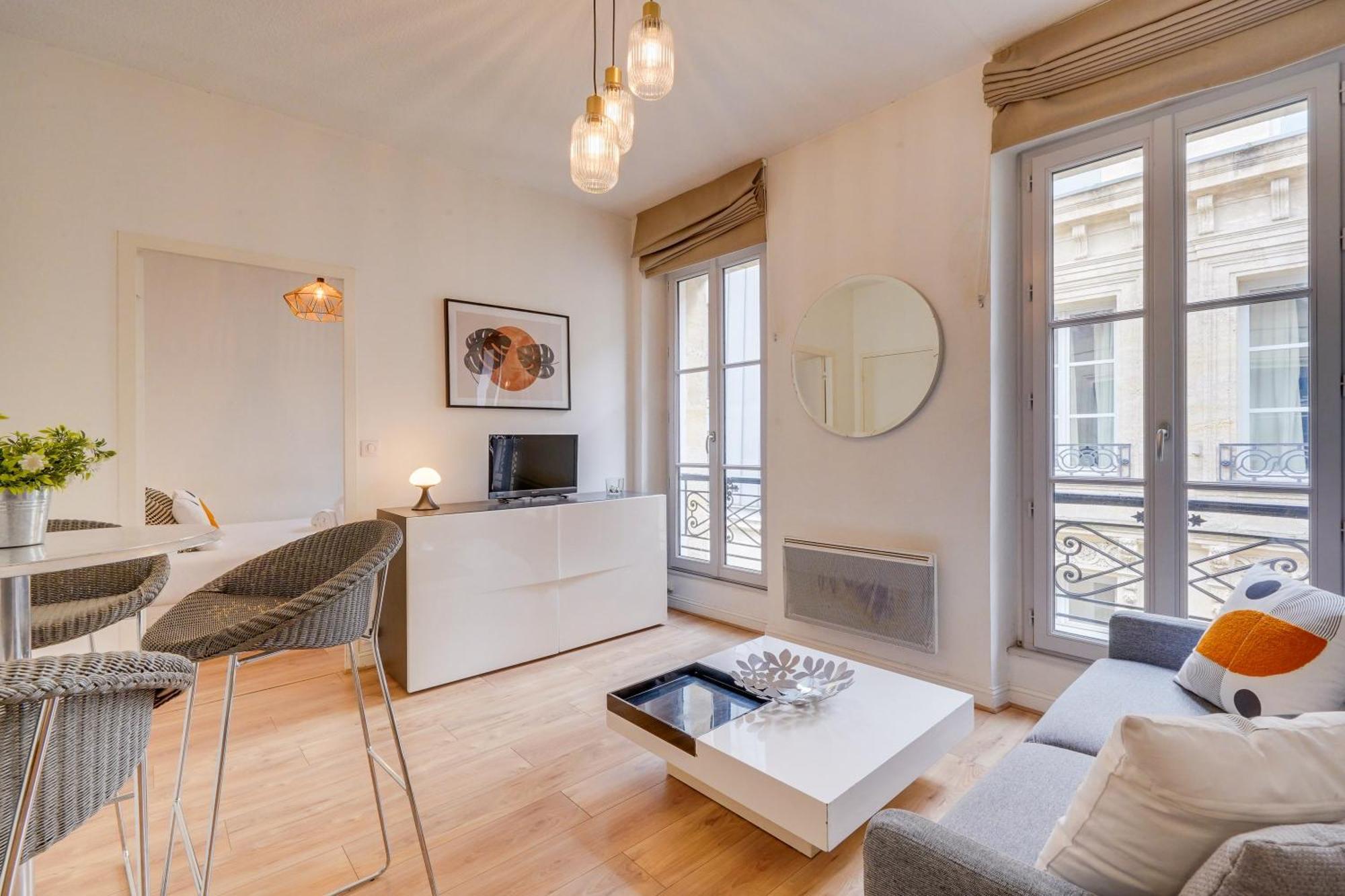 The Old School - Dans Le Triangle D'or A Appartement
