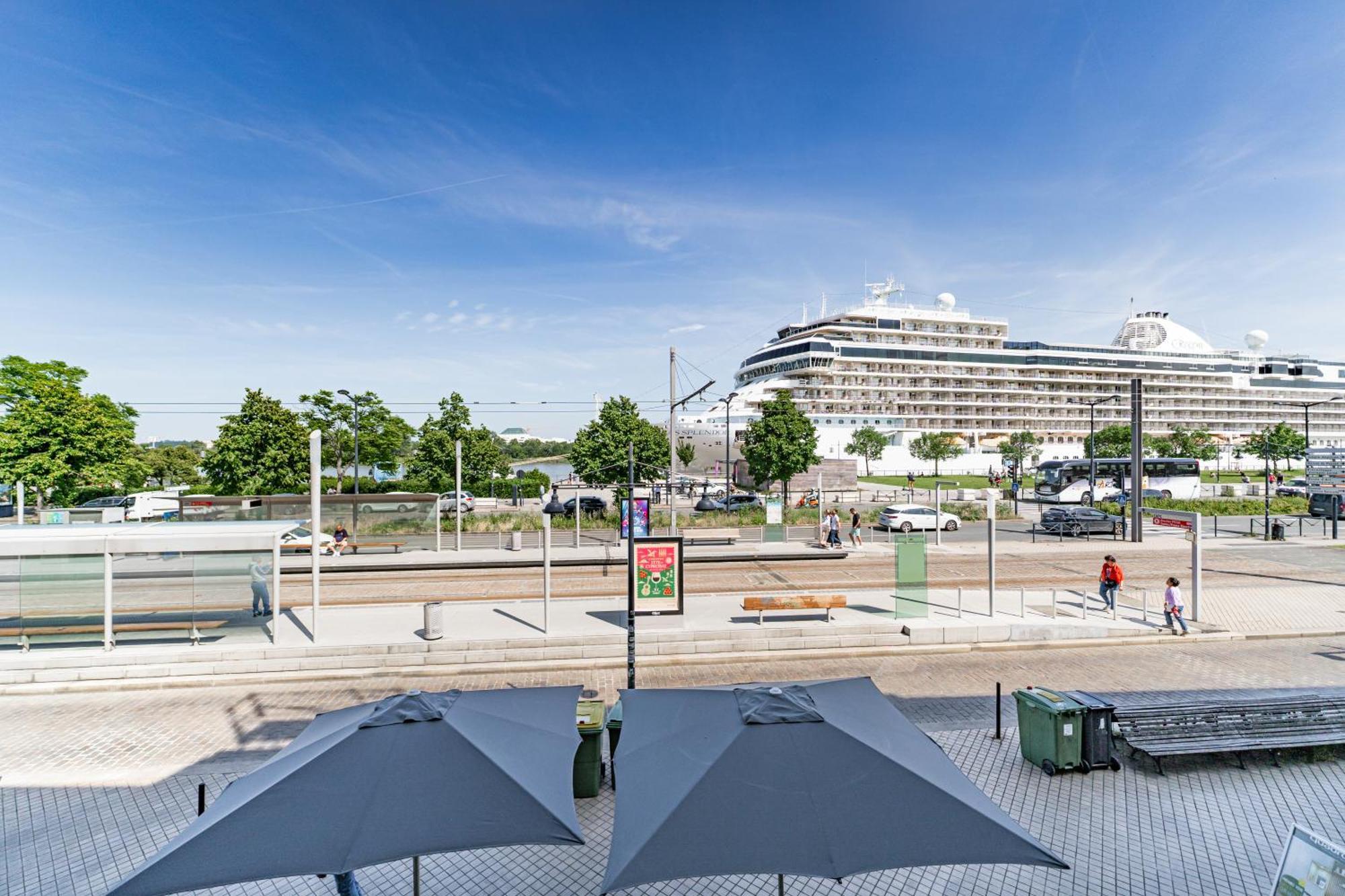 Apartment Magnifiques Sur Les Quais De Bordeaux