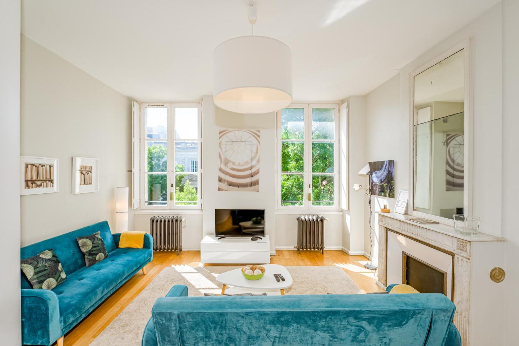 Apartamento T3 De Prestige Proche Du Jardin Public De *